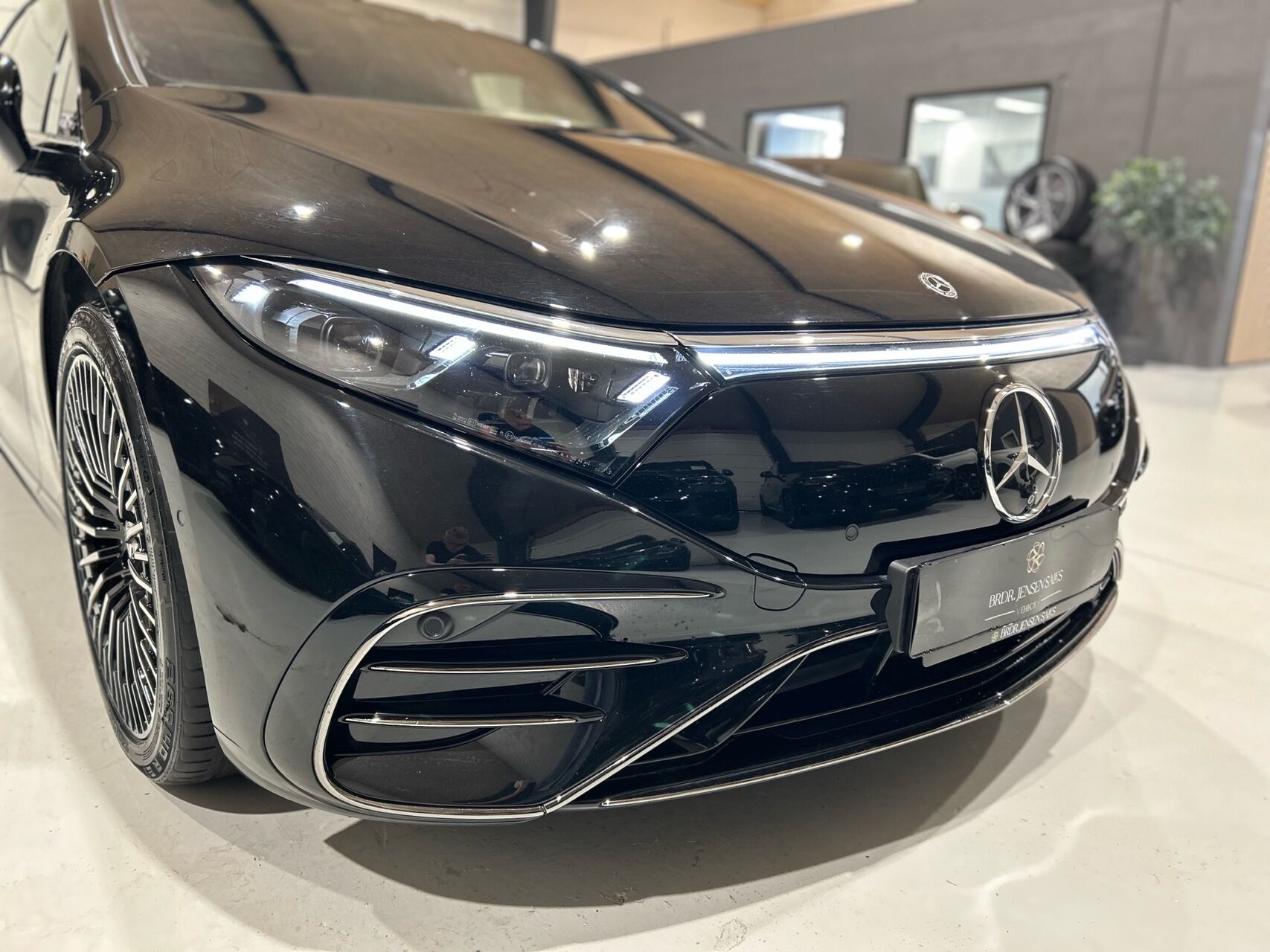 Billede af Mercedes-Benz EQS 580 EL AMG Line 4Matic 523HK Aut.