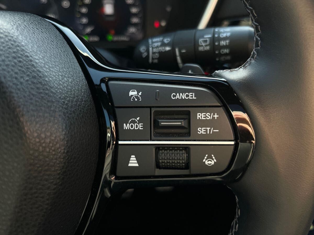 Billede af Honda CR-V 2,0 i-MMD  Plugin-hybrid Advance Tech E-CVT 184HK 5d Trinl. Gear