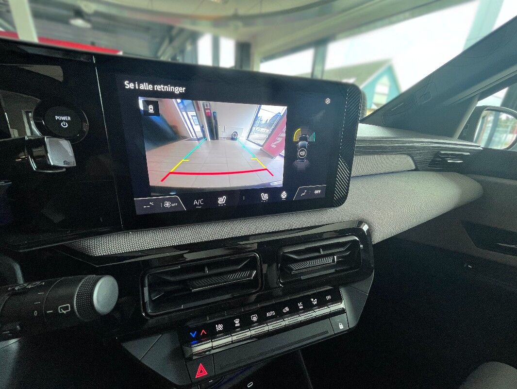 Billede af Nissan Micra EL Evolve 52kWh 150HK 5d Aut.