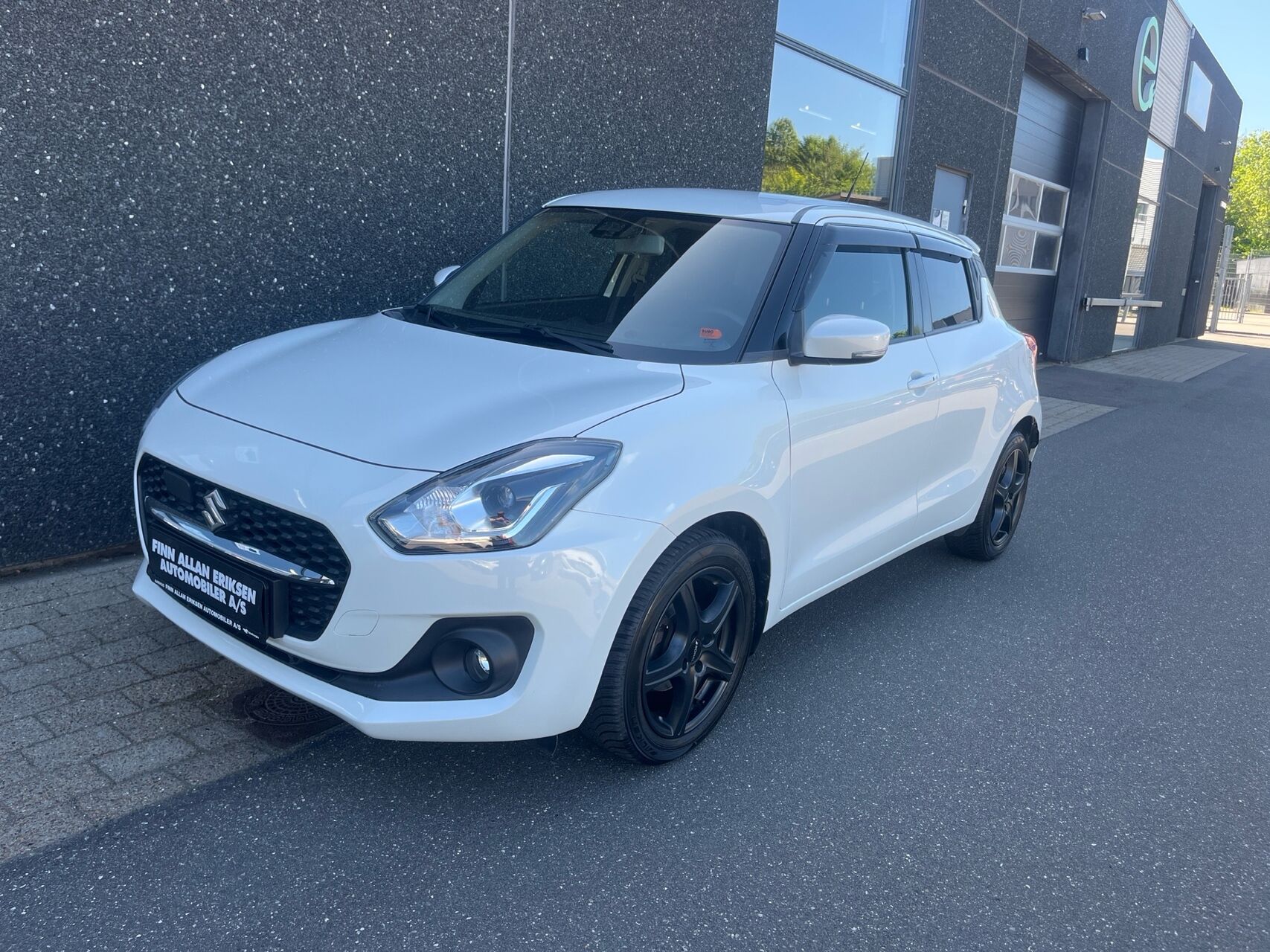 Billede af Suzuki Swift 1,2 Dualjet  Mild hybrid Exclusive AEB CVT 83HK 5d Trinl. Gear