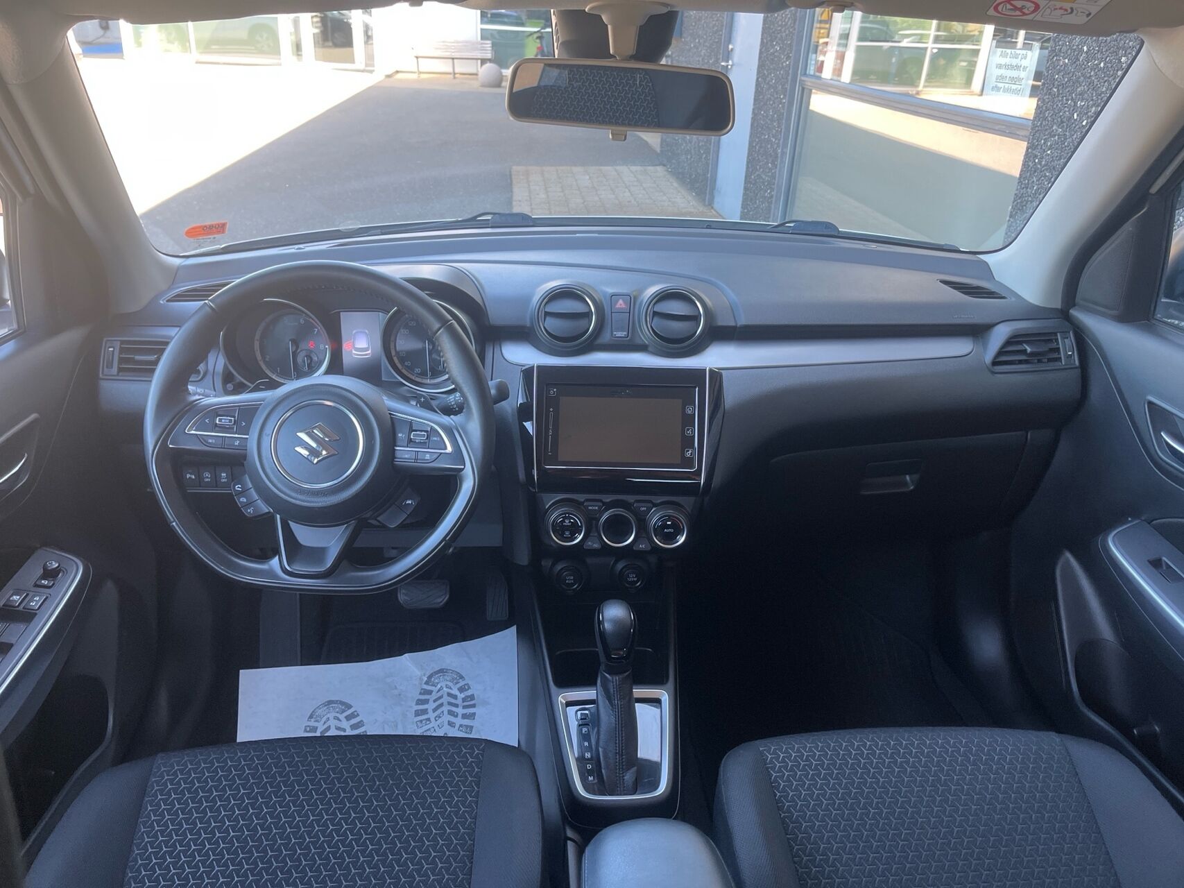 Billede af Suzuki Swift 1,2 Dualjet  Mild hybrid Exclusive AEB CVT 83HK 5d Trinl. Gear