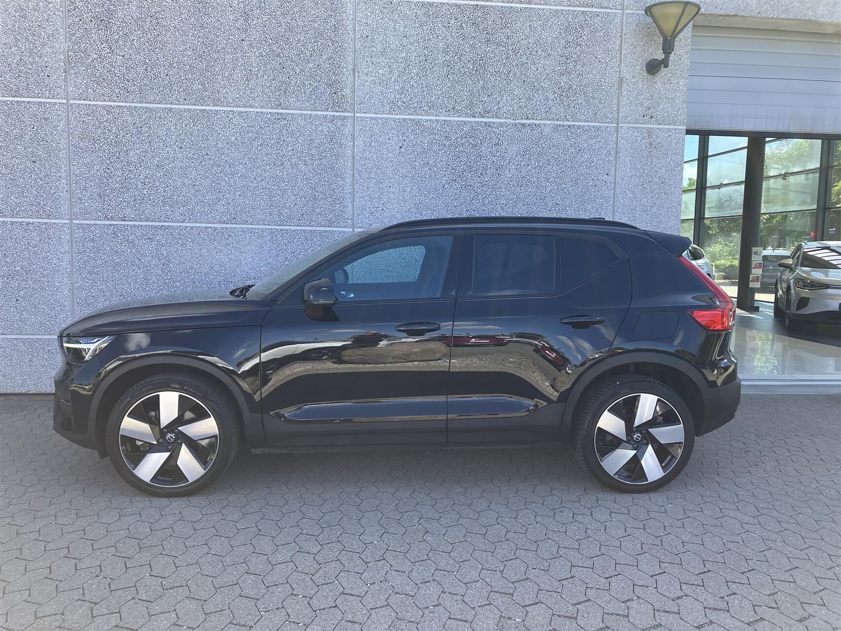 Billede af Volvo XC40 P6 Recharge Core 231HK 5d Aut.