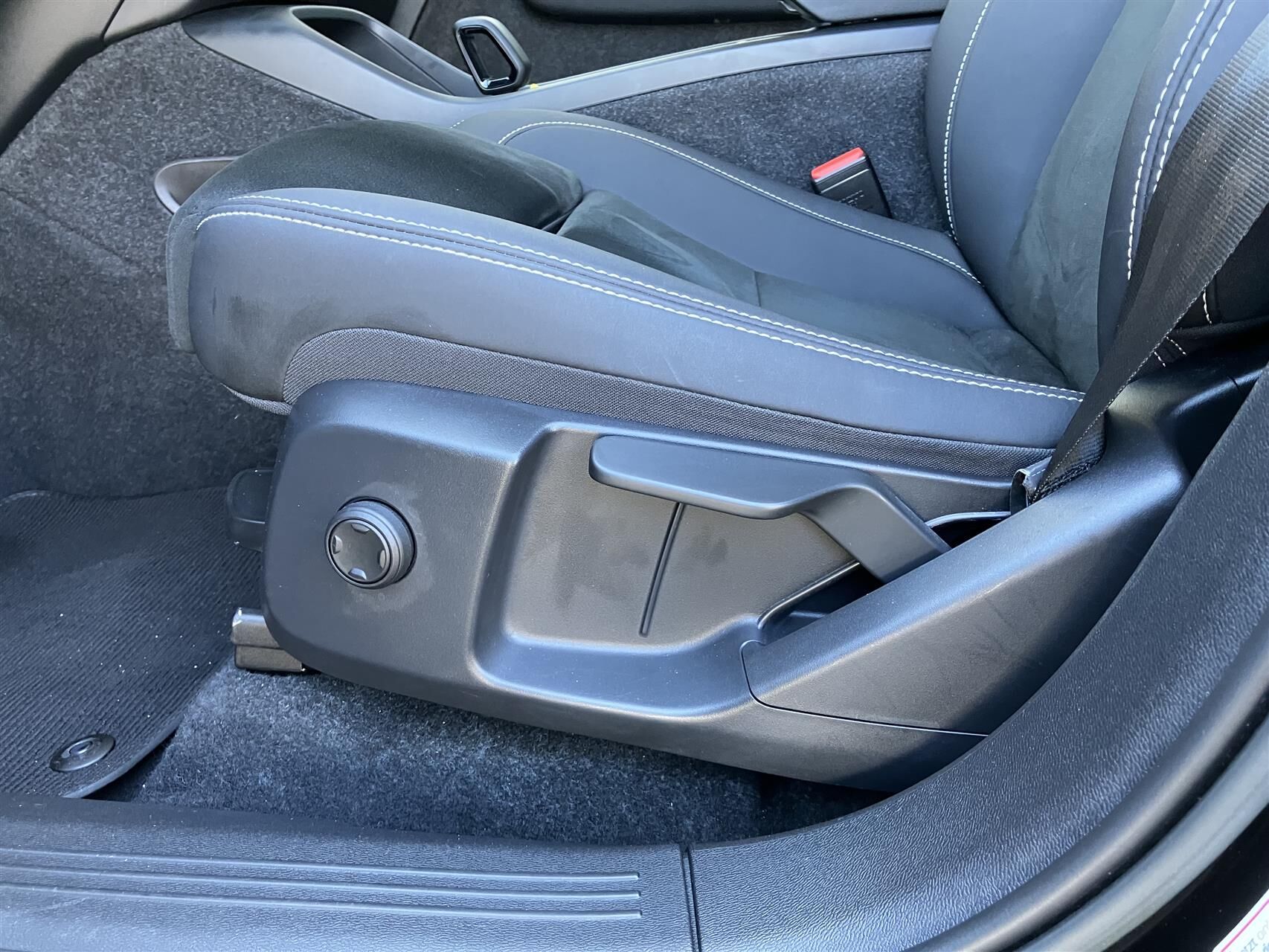 Billede af Volvo XC40 P6 Recharge Core 231HK 5d Aut.