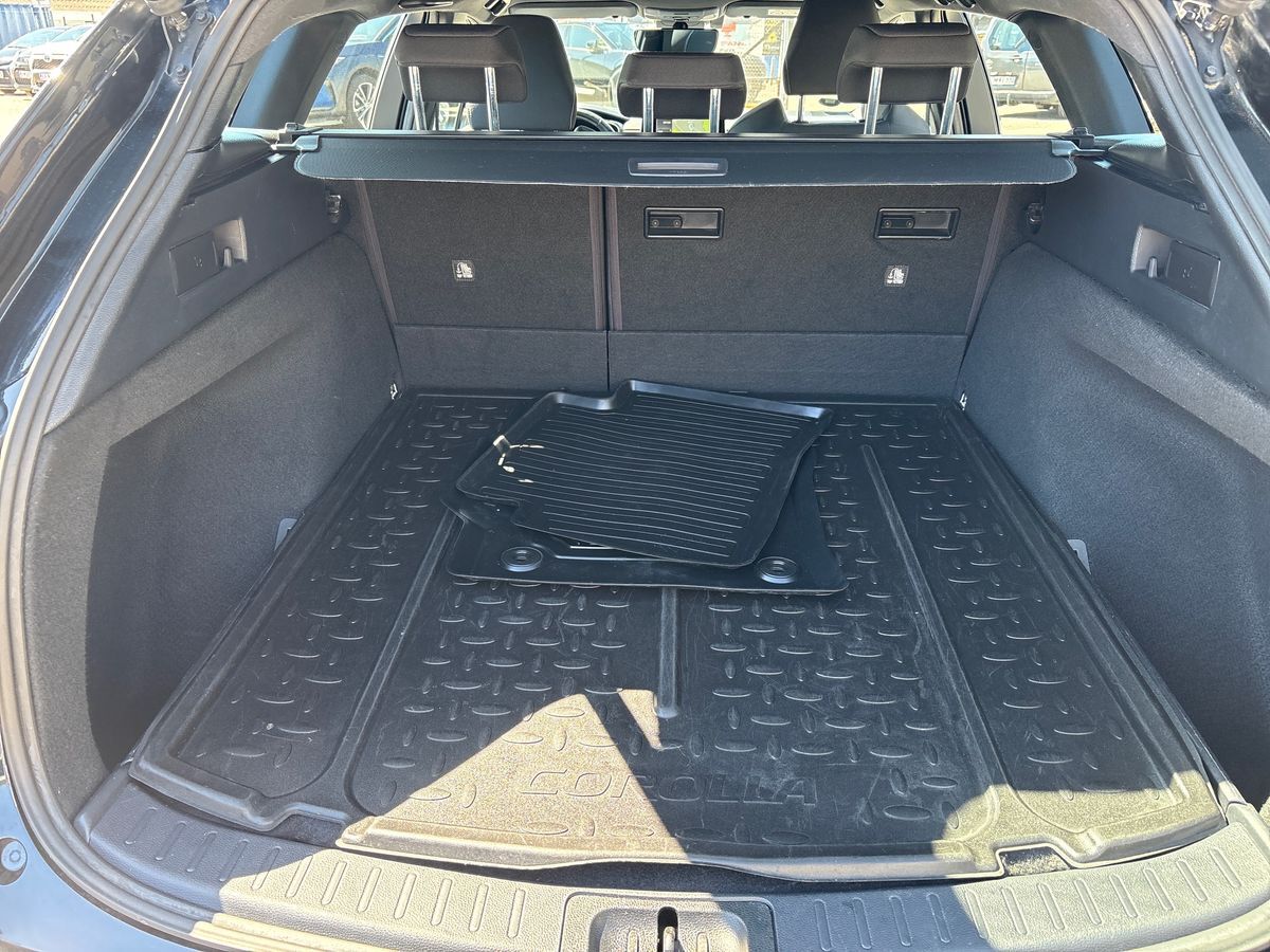 Billede af Toyota Corolla Touring Sports 1,8 Hybrid H3 Smart E-CVT 122HK Stc Trinl. Gear