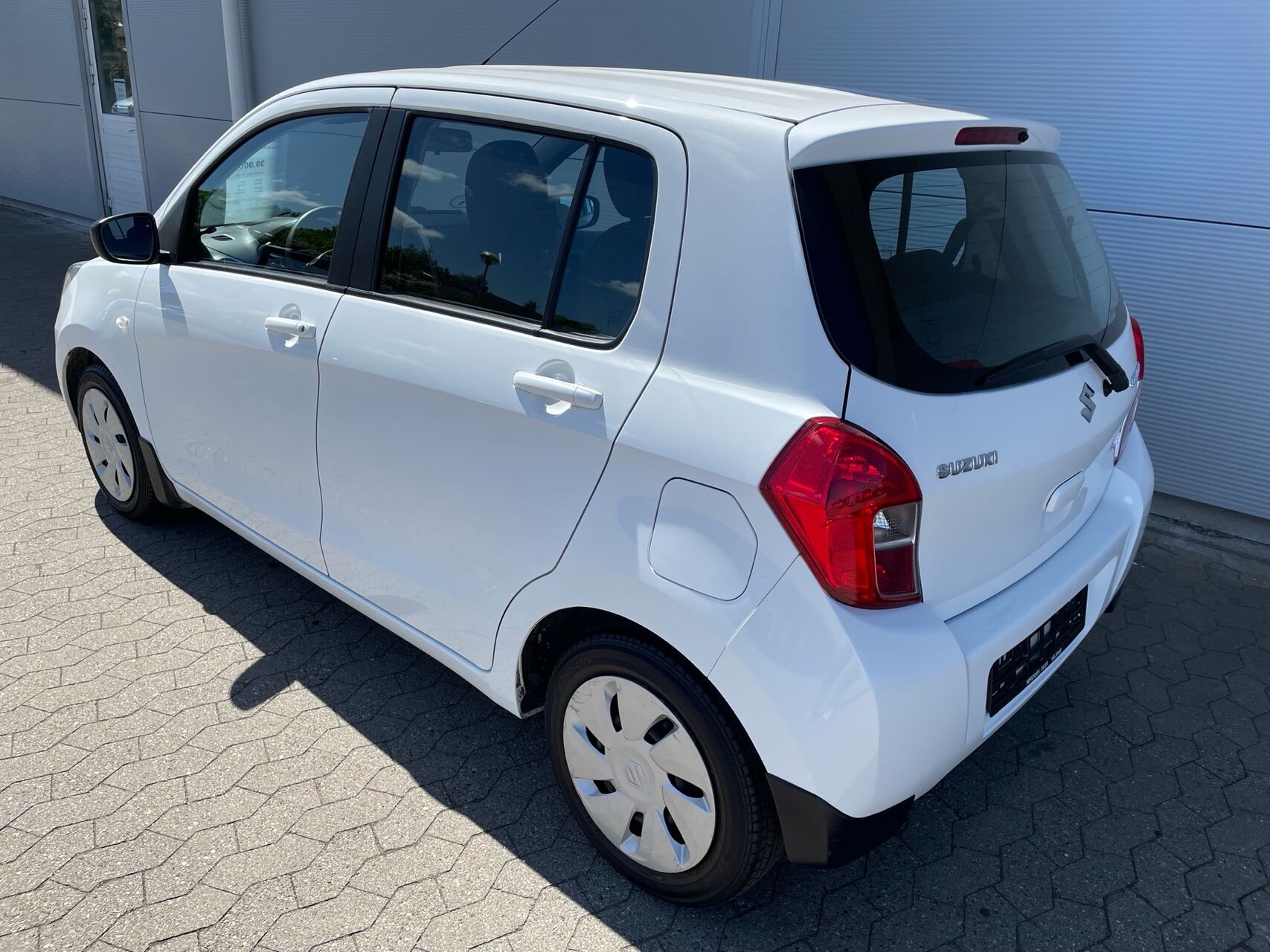 Billede af Suzuki Celerio 1,0 Dualjet 12V Club 68HK 5d
