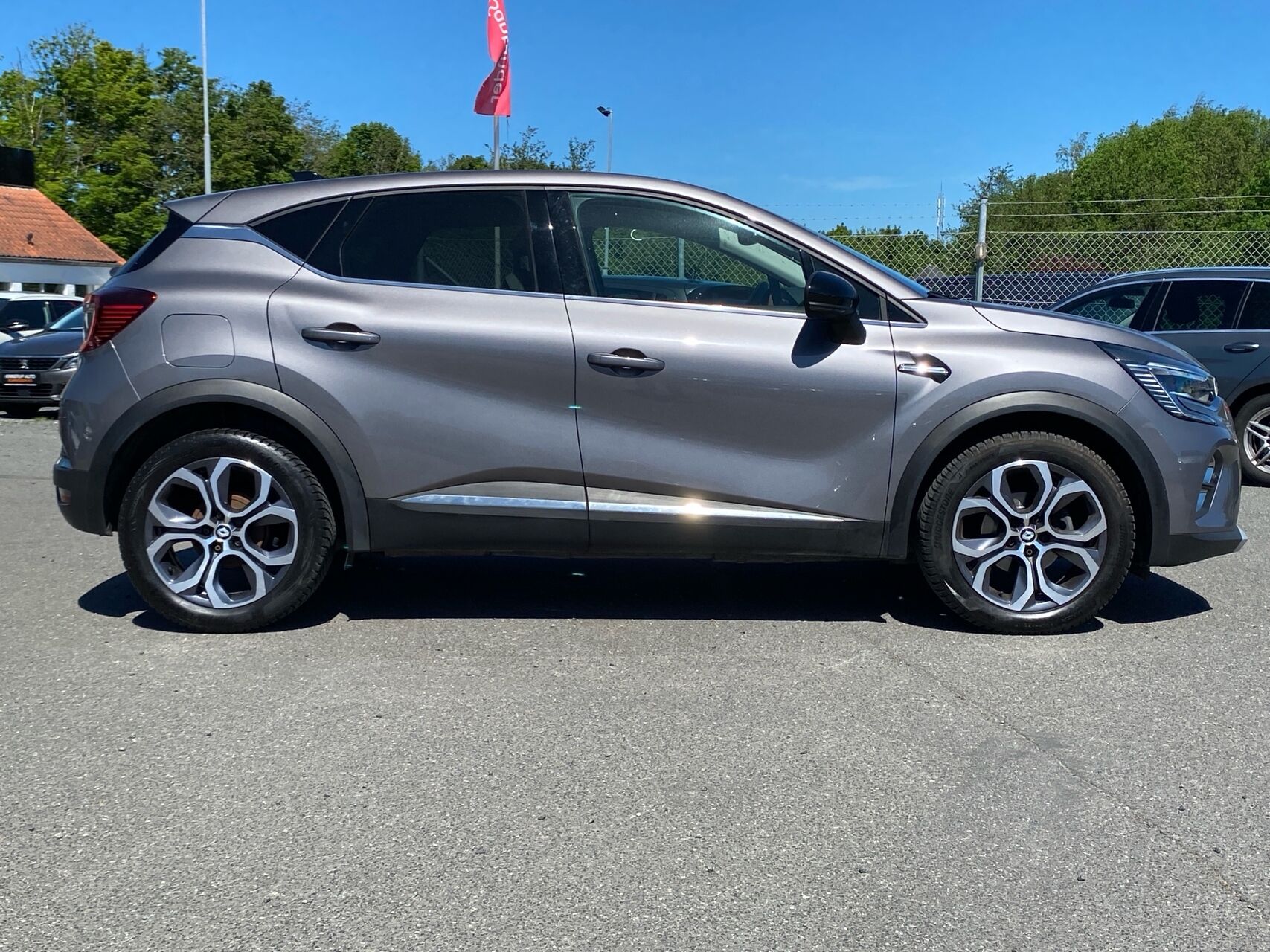 Billede af Renault Captur 1,3 TCE  Mild hybrid Techno EDC 140HK 5d 7g Aut.