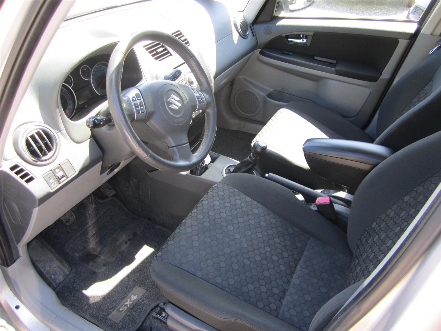 Billede af Suzuki SX4 1,6 16V GLXtra 120HK 5d