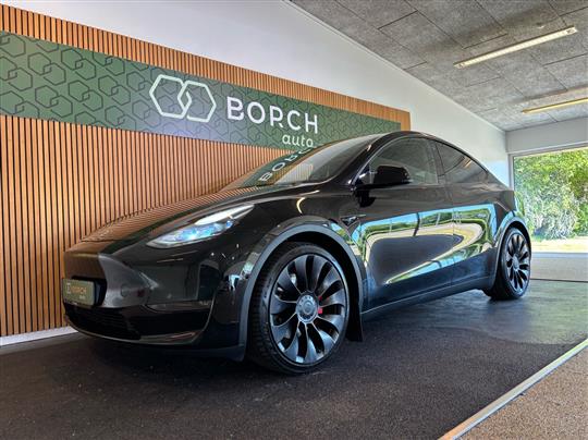 Tesla Model Y EL Performance AWD 534HK 5d Aut.