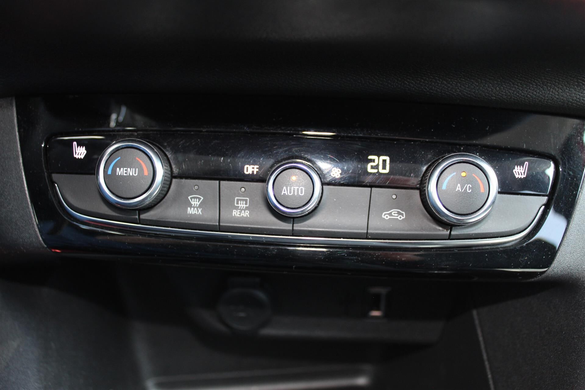 Billede af Opel Corsa 1,2 PureTech Elegance 100HK 5d 6g