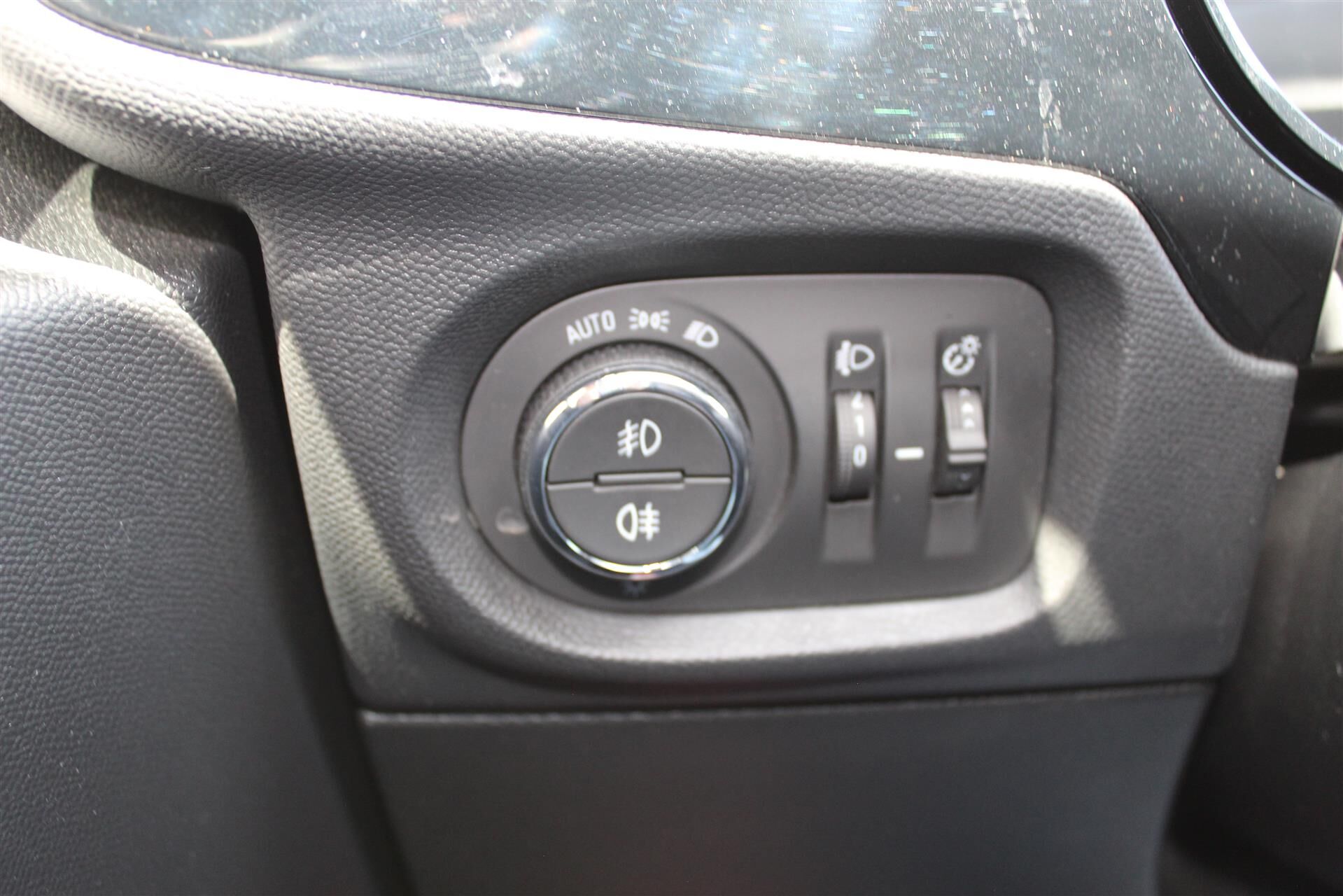 Billede af Opel Corsa 1,2 PureTech Elegance 100HK 5d 6g