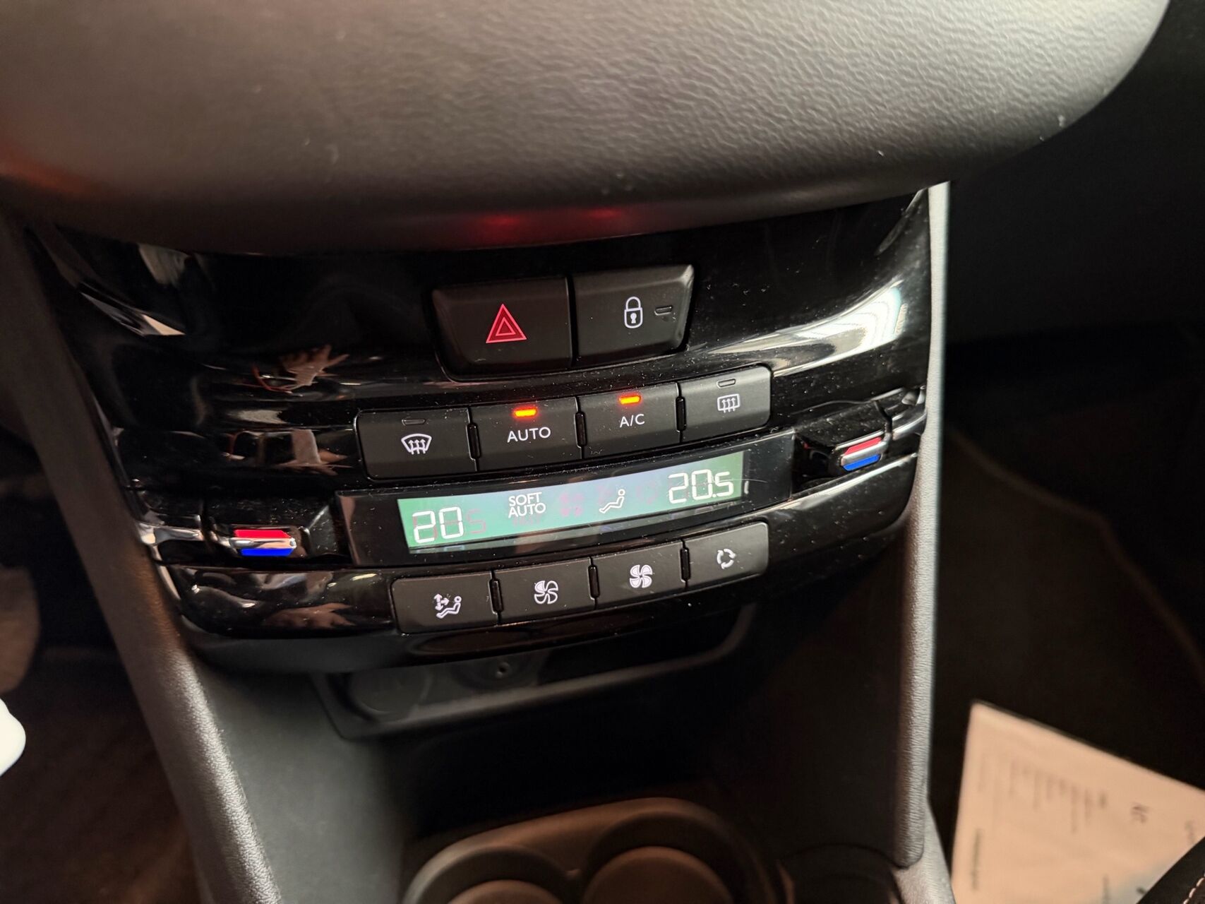 Billede af Peugeot 208 1,2 VTi Spirit Comfort 82HK 5d