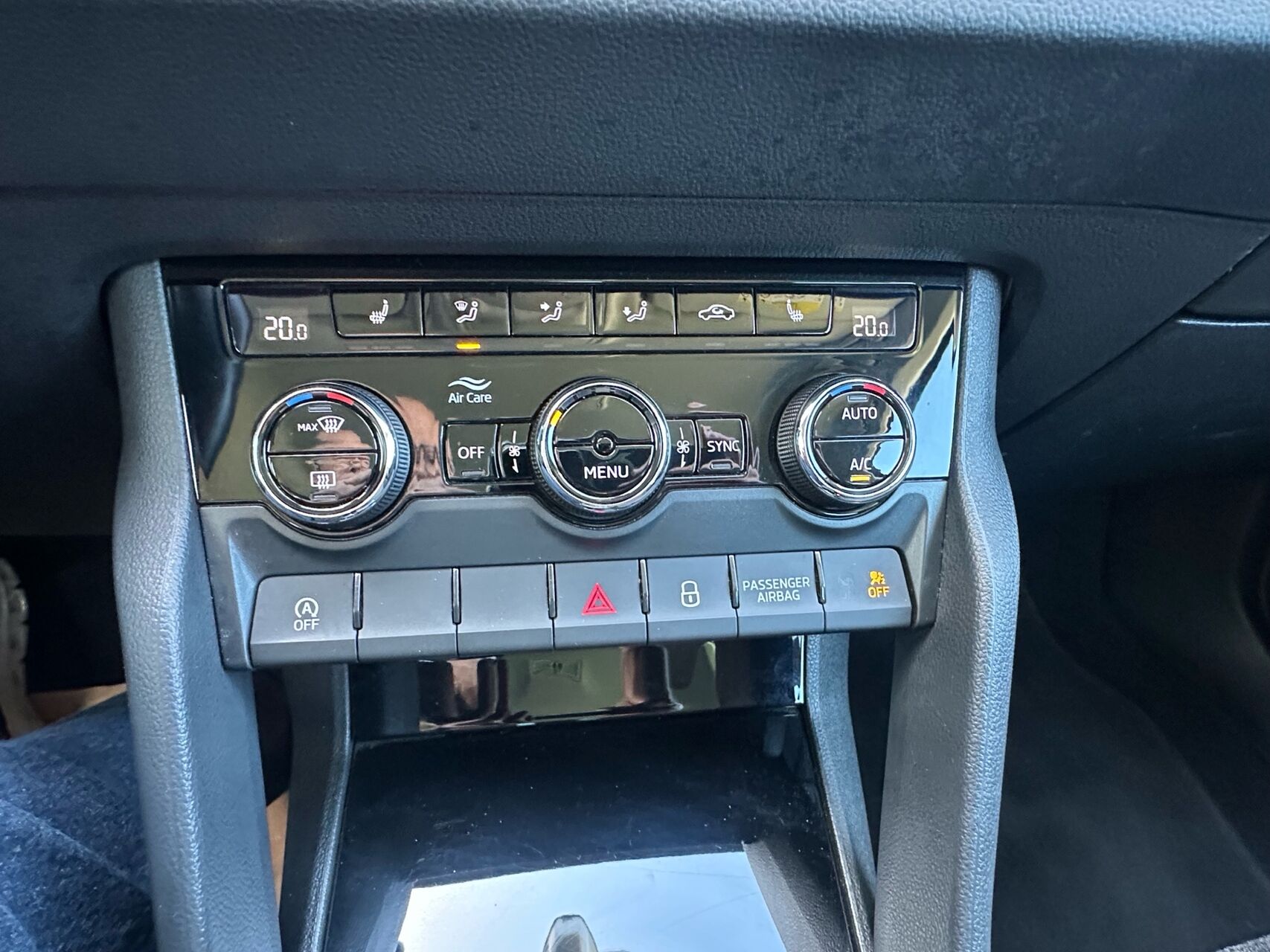 Billede af Skoda Karoq 1,0 TSI Style DSG 115HK 5d 7g Aut.