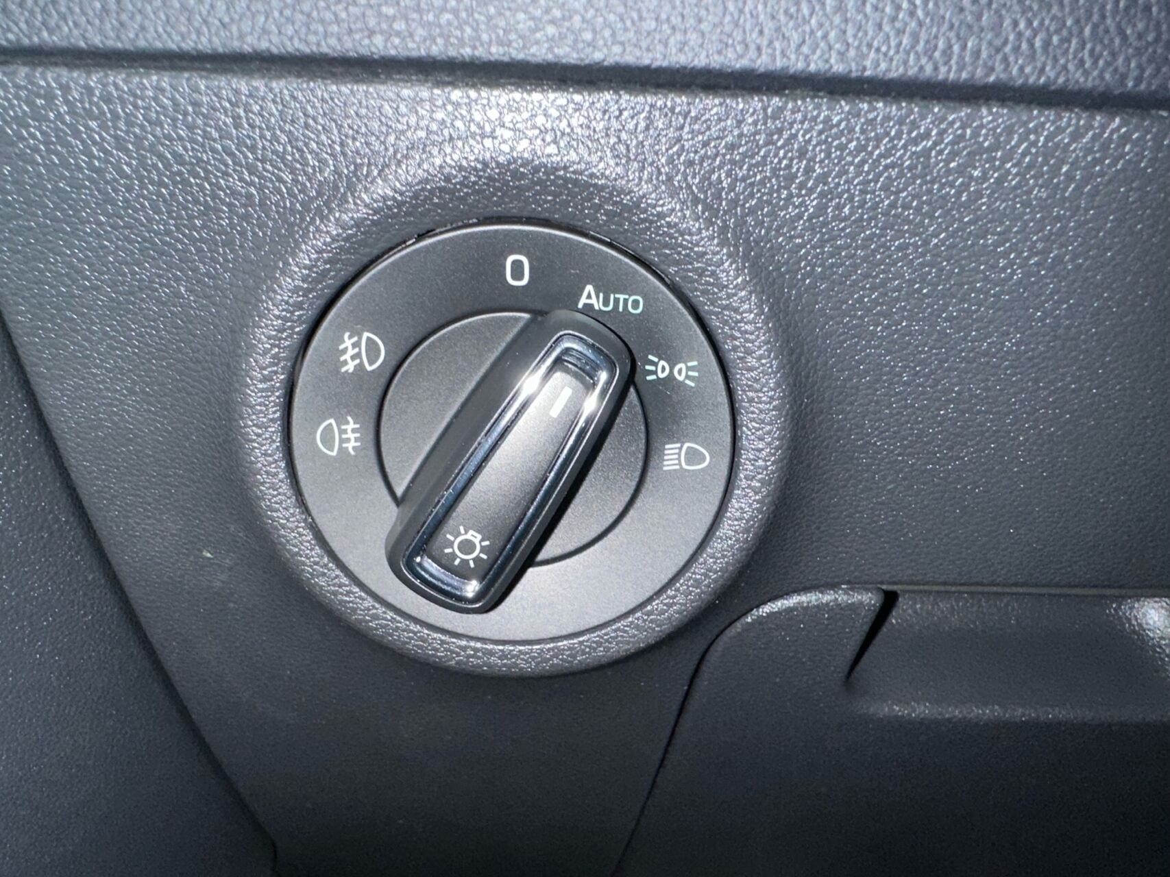 Billede af Skoda Karoq 1,0 TSI Style DSG 115HK 5d 7g Aut.