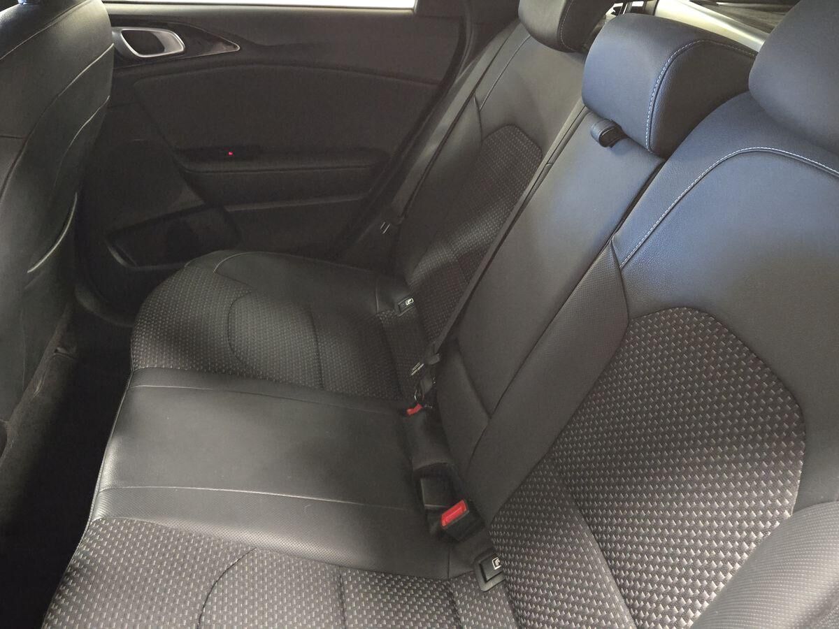 Billede af Kia Ceed SW 1,6 GDI PHEV  Plugin-hybrid Intro DCT 141HK Stc 6g Aut.