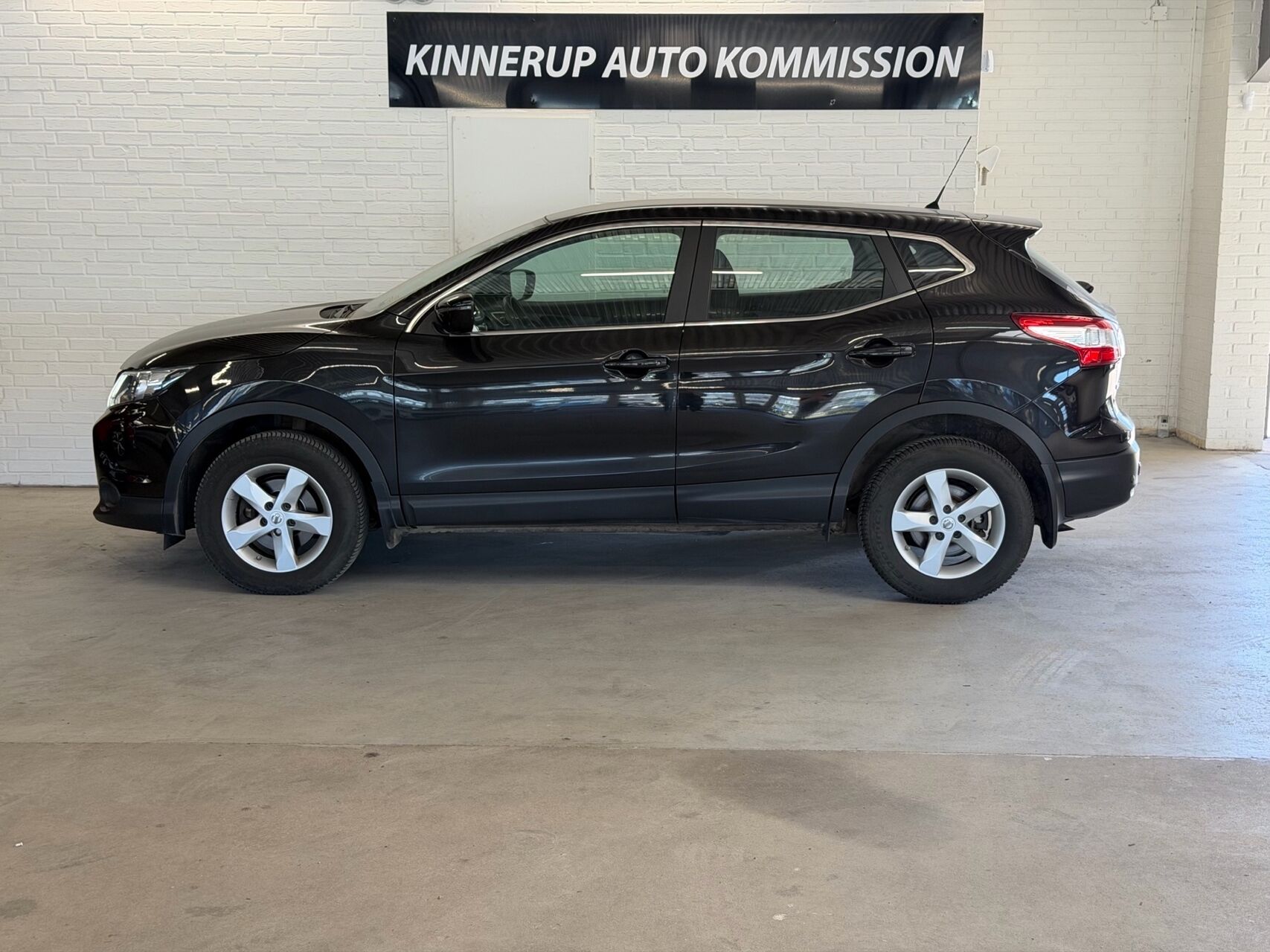 Billede af Nissan Qashqai 1,2 Dig-T Visia 4X2 X-Tronic 115HK 5d 6g Aut.