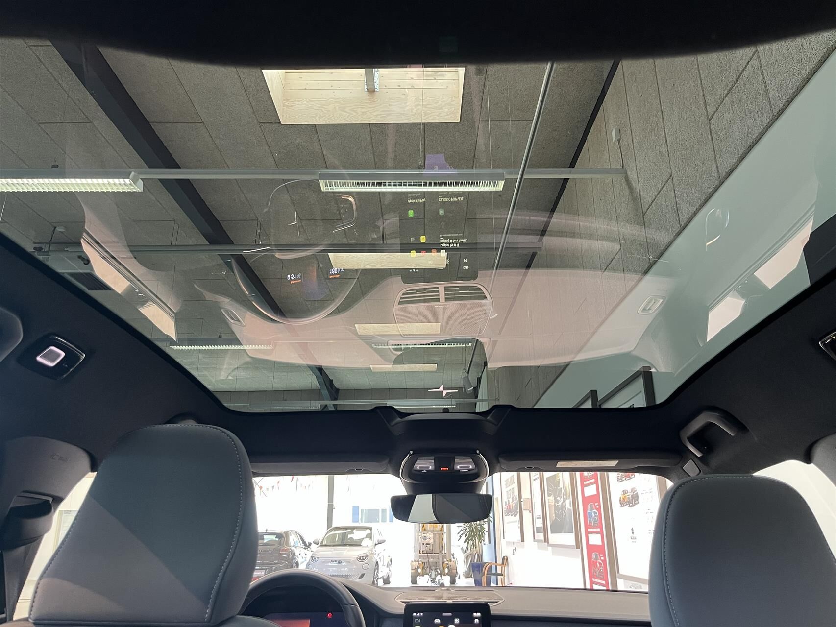 Billede af Polestar 2 EL Intro Dual motor AWD 408HK 5d Aut.