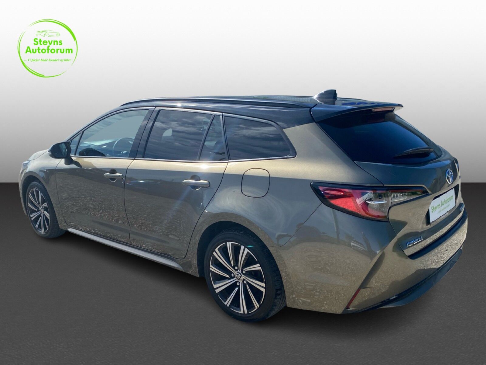 Billede af Toyota Corolla Touring Sports 1,8 Hybrid Active Premium E-CVT 122HK Stc Trinl. Gear