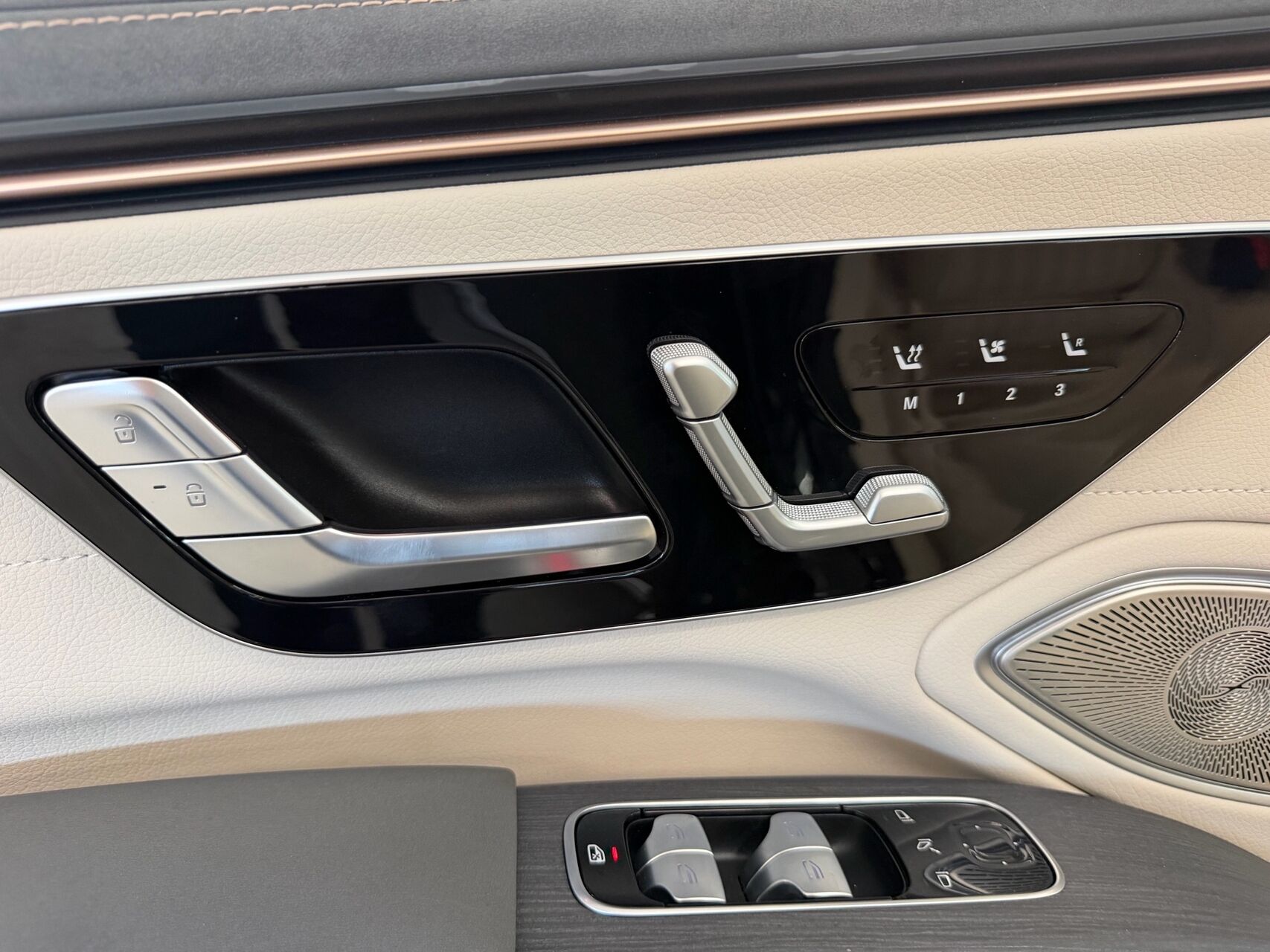 Billede af Mercedes-Benz EQS 580 EL Premium Plus 4Matic 523HK Aut.