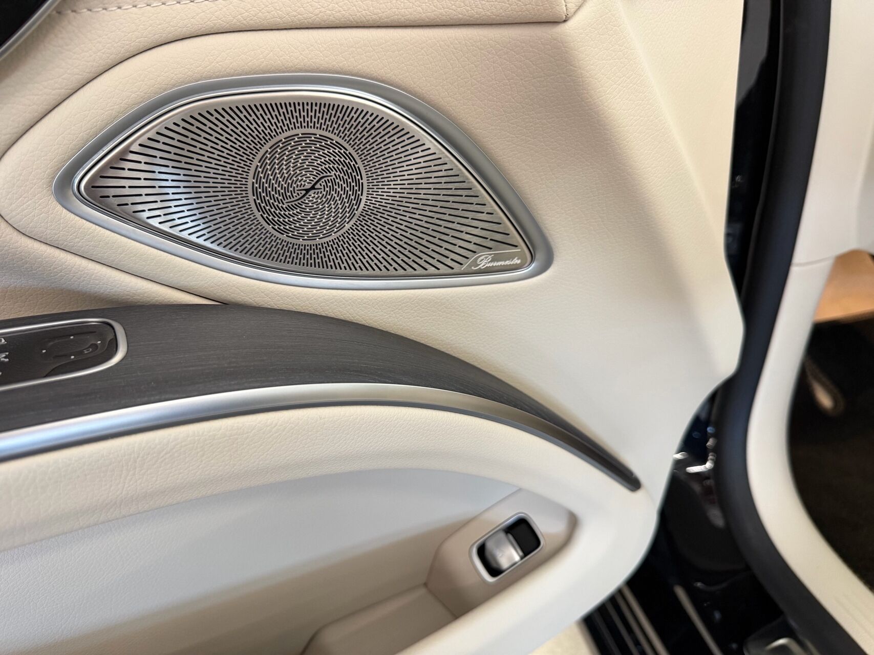 Billede af Mercedes-Benz EQS 580 EL Premium Plus 4Matic 523HK Aut.