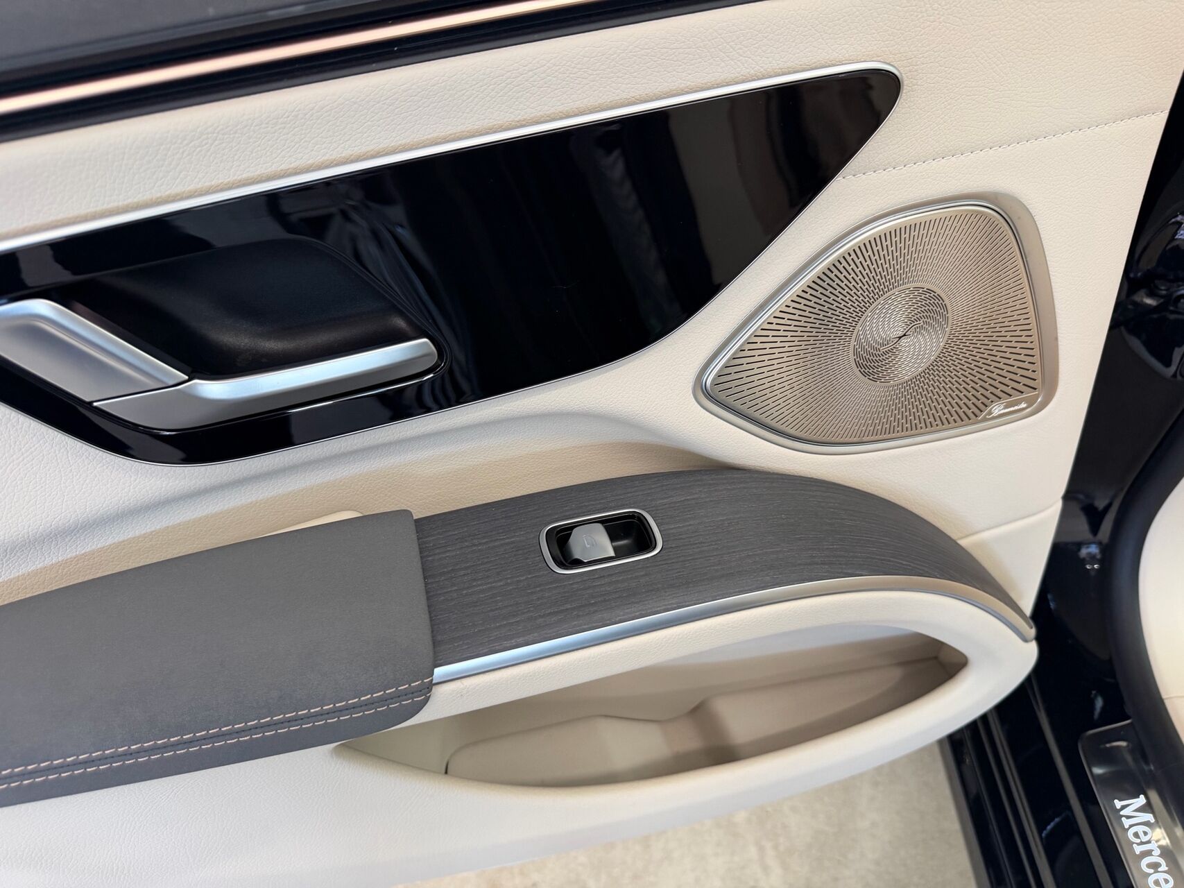 Billede af Mercedes-Benz EQS 580 EL Premium Plus 4Matic 523HK Aut.