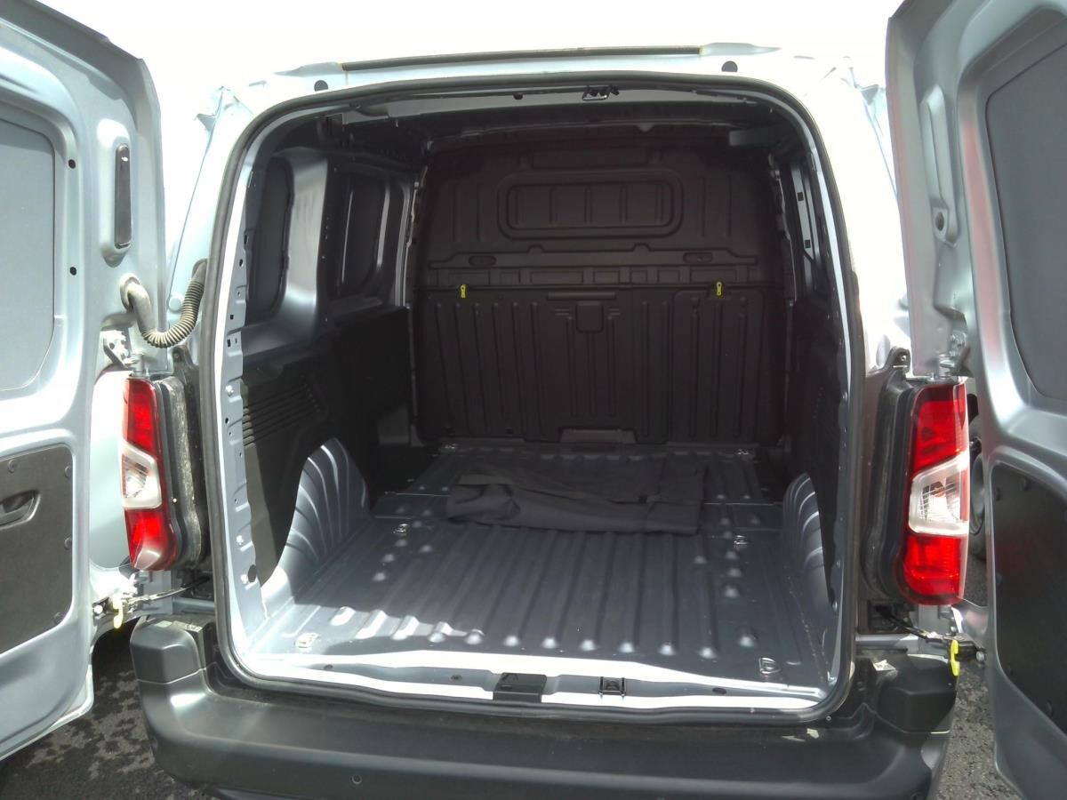 Billede af Opel Combo-e L1V1 EL 136HK Van Aut.
