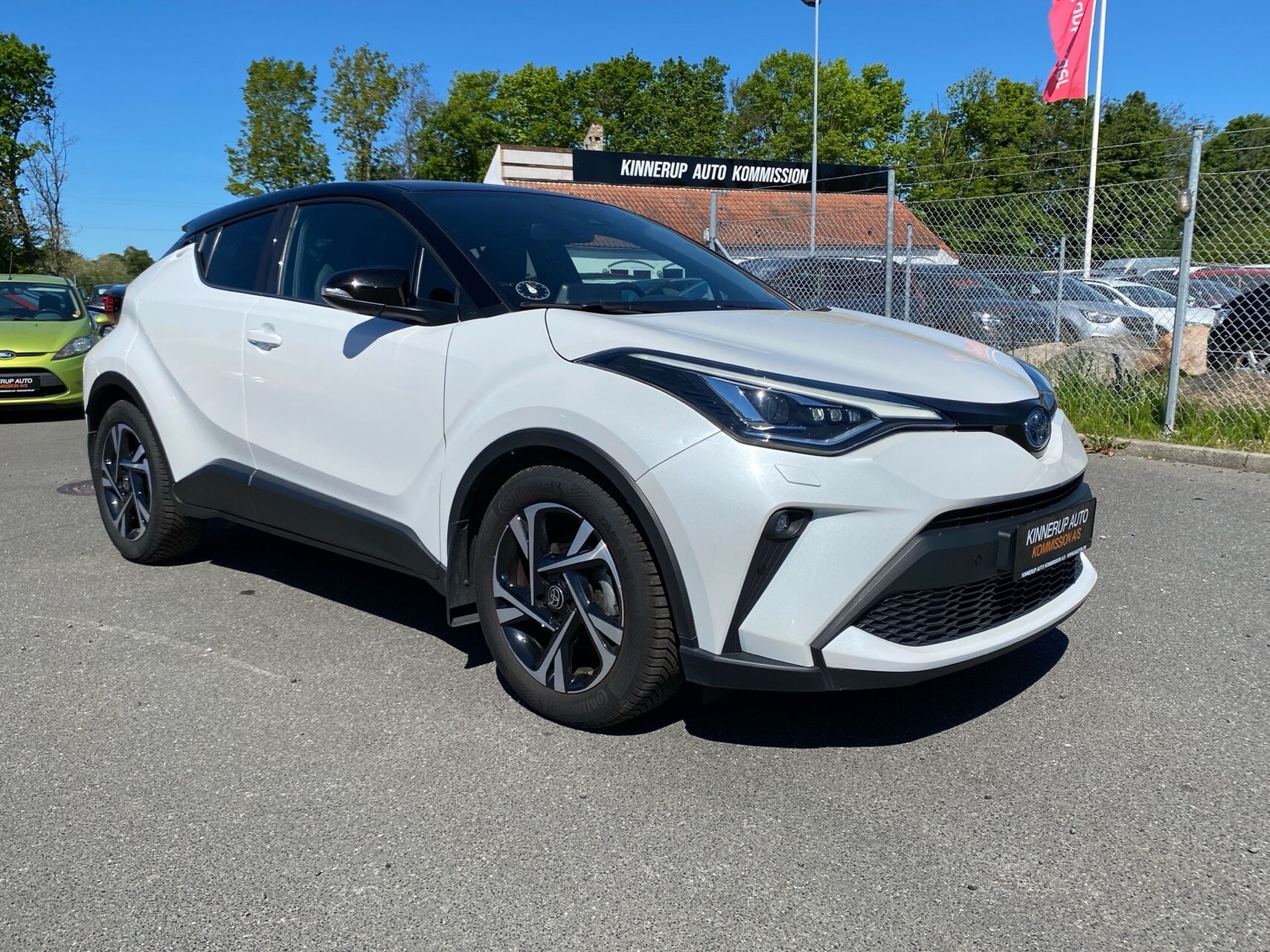 Billede af Toyota C-HR 1,8 Hybrid C-LUB Premium Multidrive S 122HK 5d Aut.