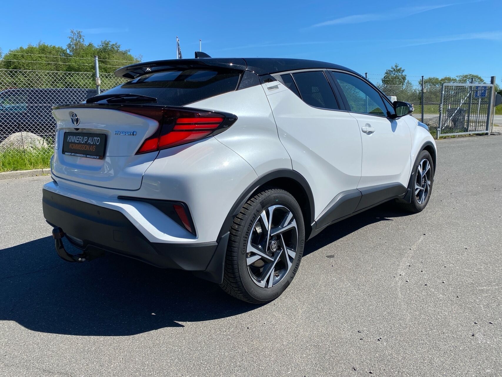 Billede af Toyota C-HR 1,8 Hybrid C-LUB Premium Multidrive S 122HK 5d Aut.