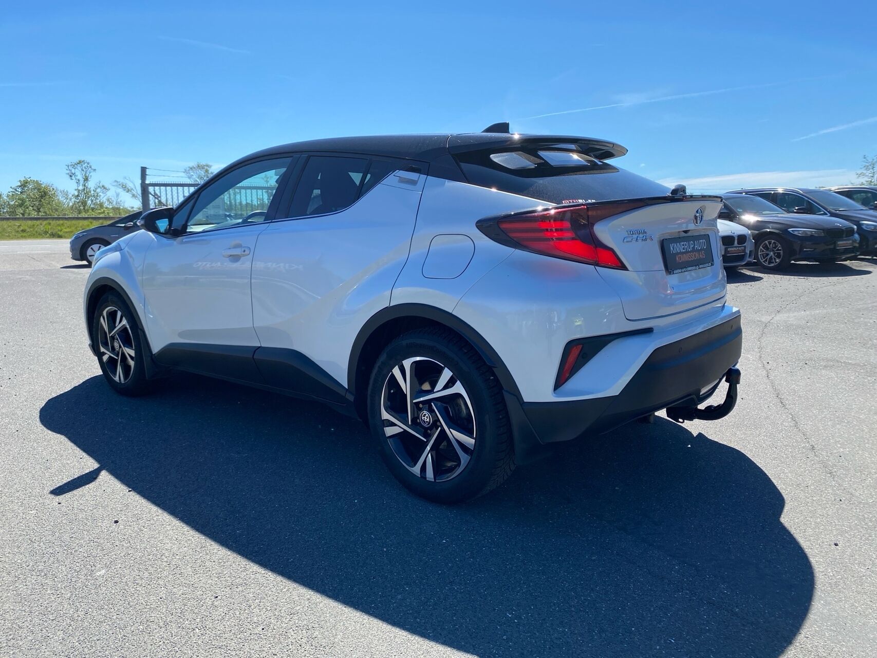 Billede af Toyota C-HR 1,8 Hybrid C-LUB Premium Multidrive S 122HK 5d Aut.