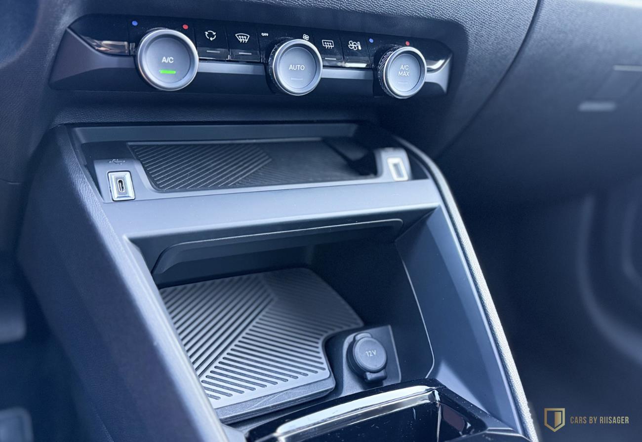 Billede af Citroën e-C4 EL Plus 136HK 5d Aut.