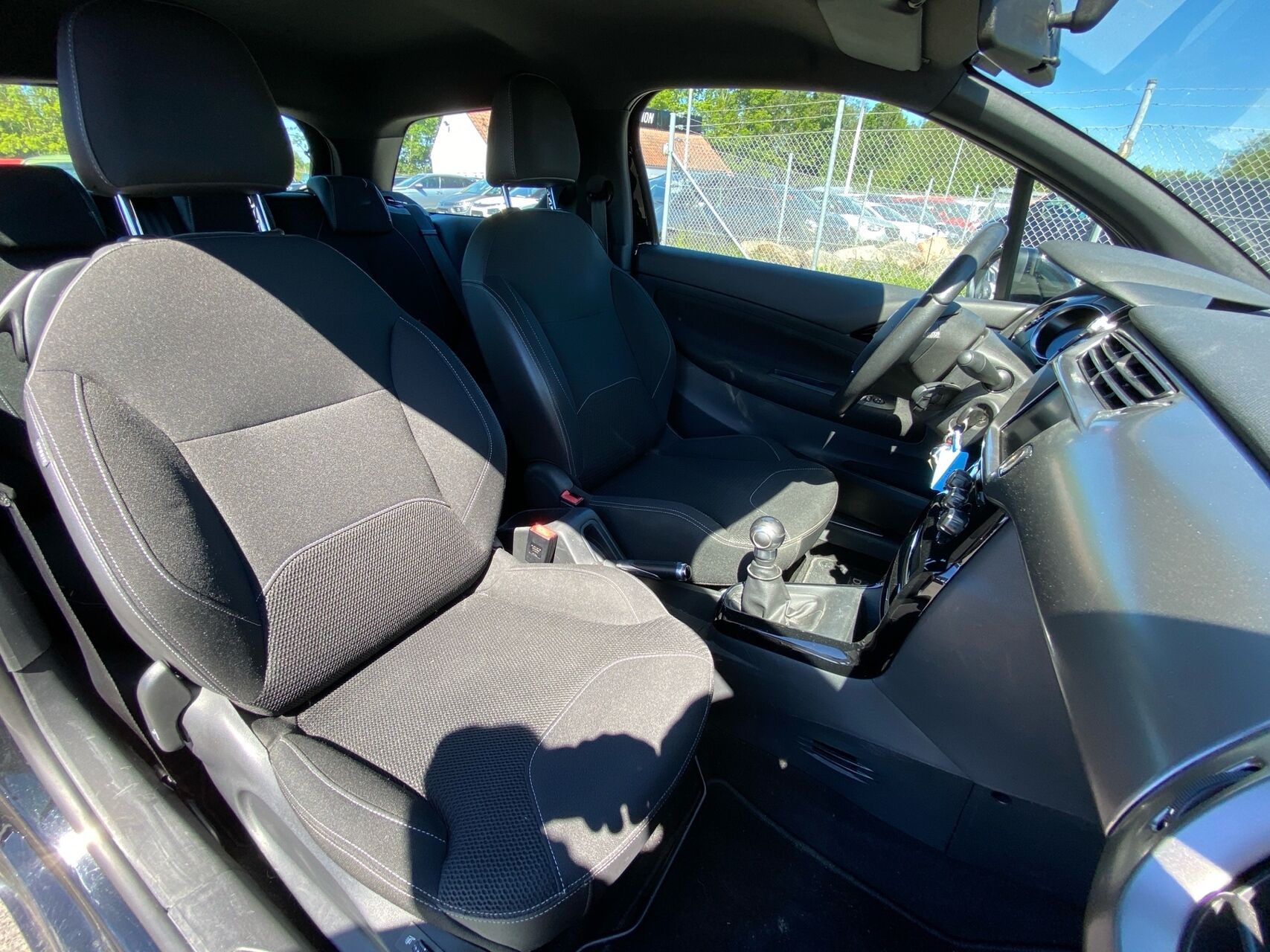 Billede af DS DS3 1,6 Blue HDi Style start/stop 100HK 3d