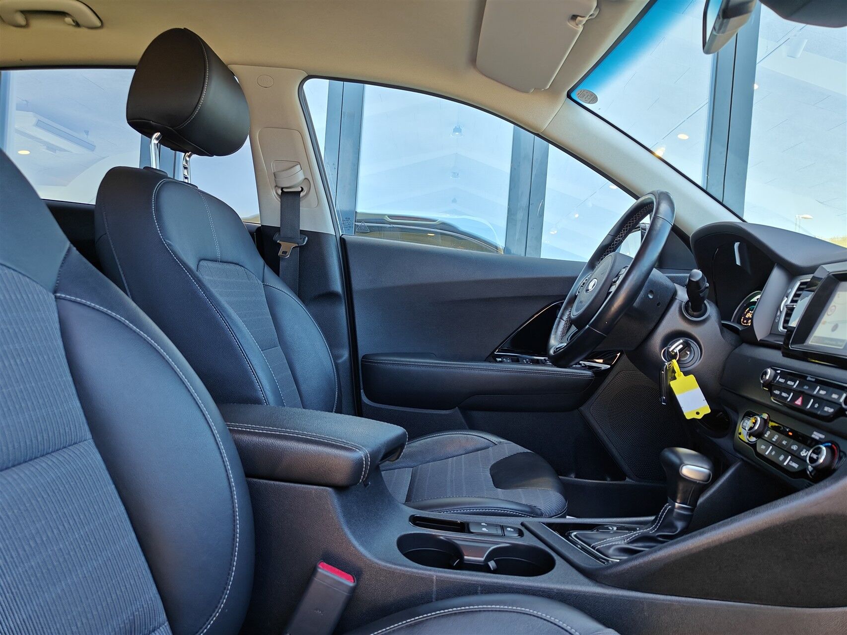 Billede af Kia Niro 1,6 GDI PHEV  Plugin-hybrid Advance DCT 141HK 5d 6g Aut.