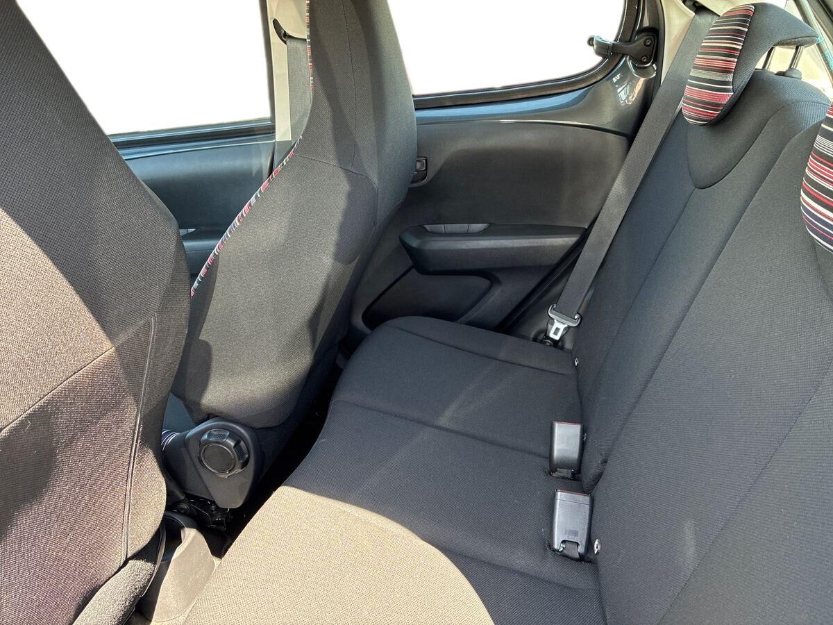 Billede af Citroën C1 1,0 VTi Iconic start/stop 68HK 5d