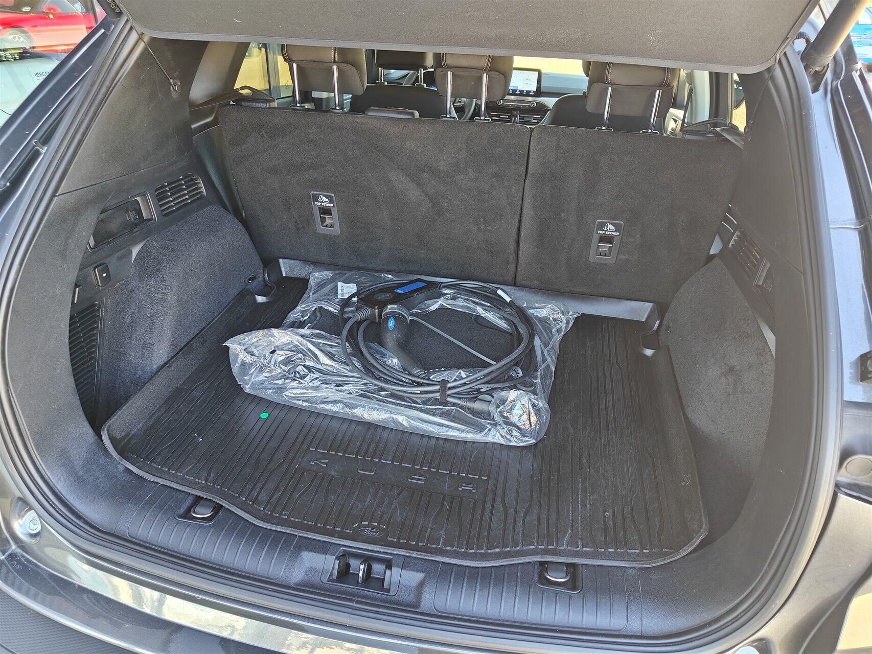 Billede af Ford Kuga 2,5 Plugin-hybrid Titanium X CVT 225HK 5d Trinl. Gear