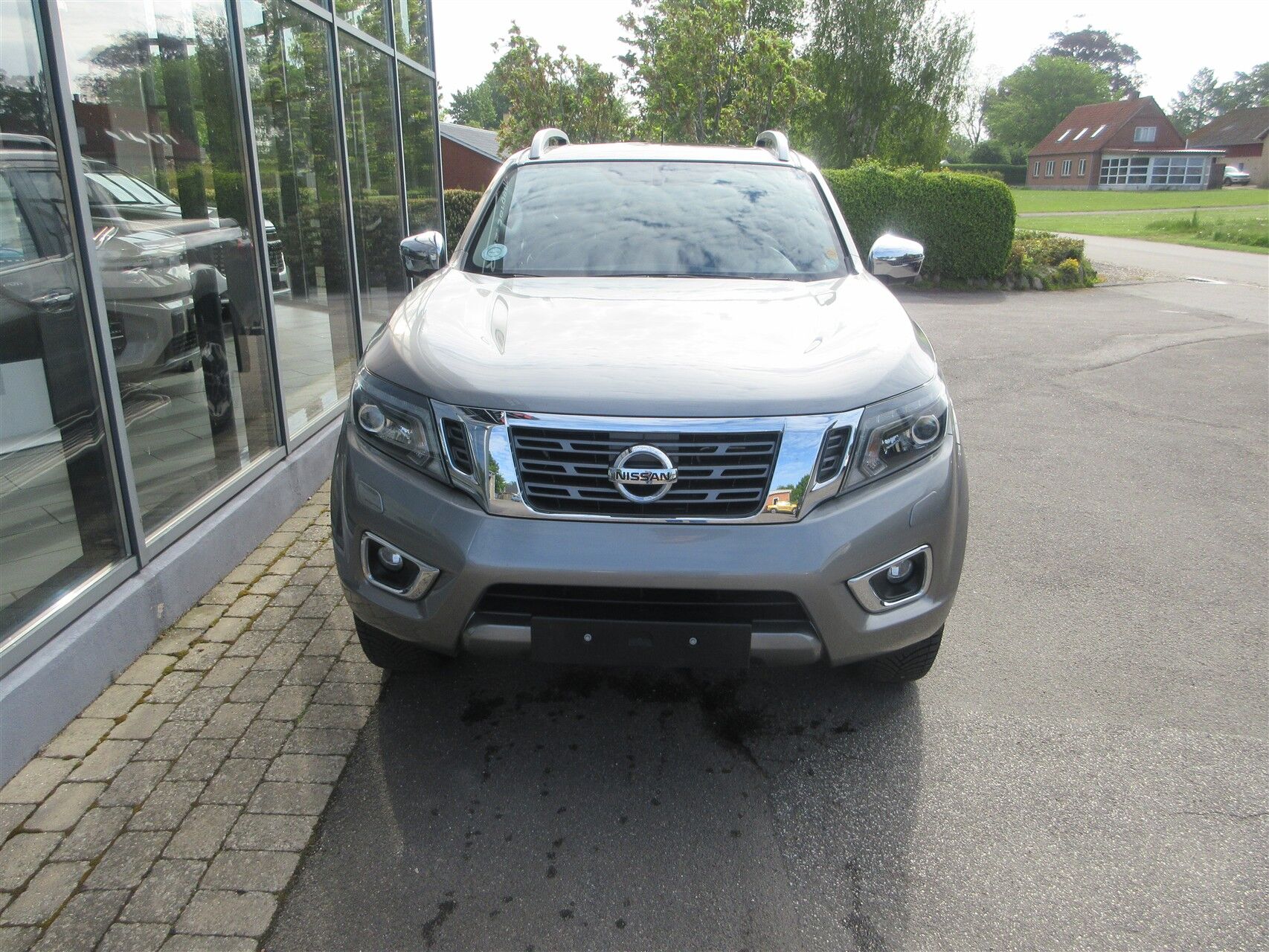 Billede af Nissan Navara Dob. Cab 2,3 DCi Tekna 4x4 190HK DobKab 7g Aut.