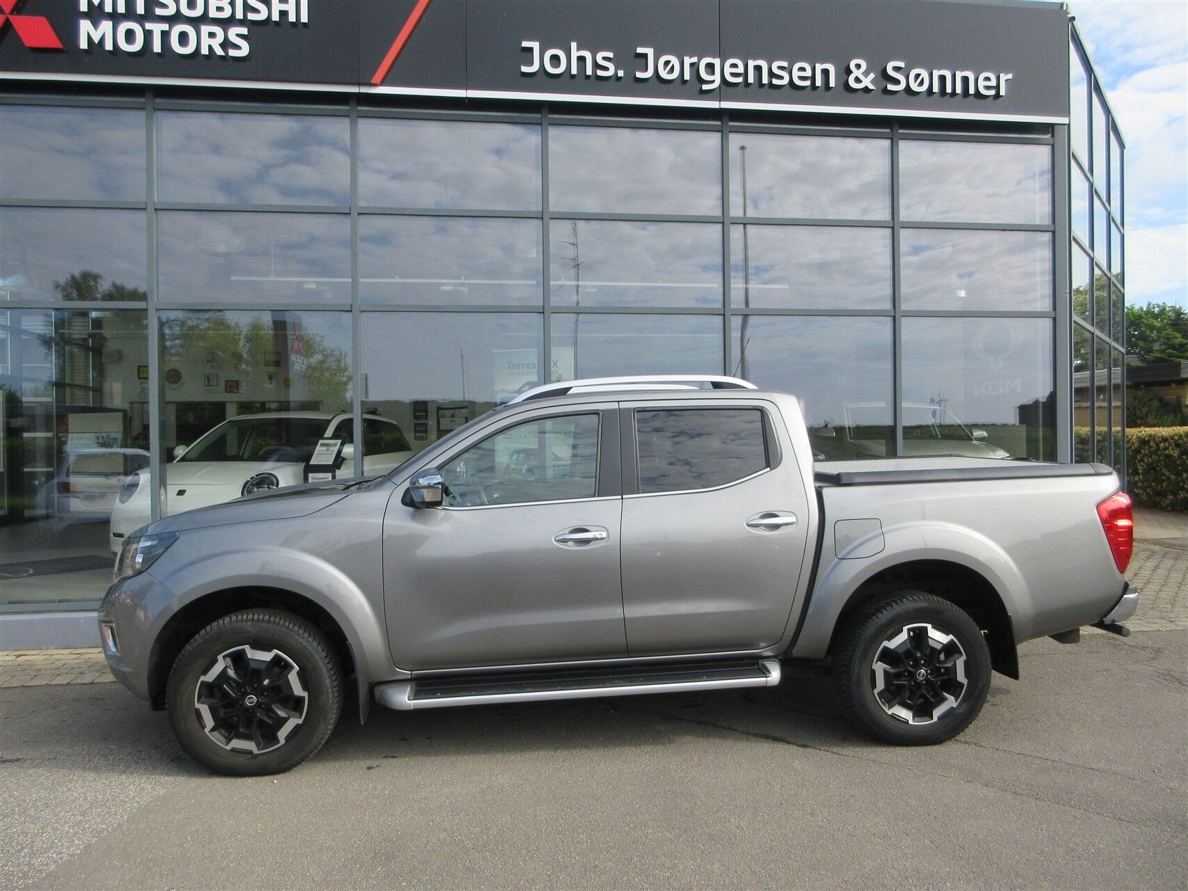 Billede af Nissan Navara Dob. Cab 2,3 DCi Tekna 4x4 190HK DobKab 7g Aut.