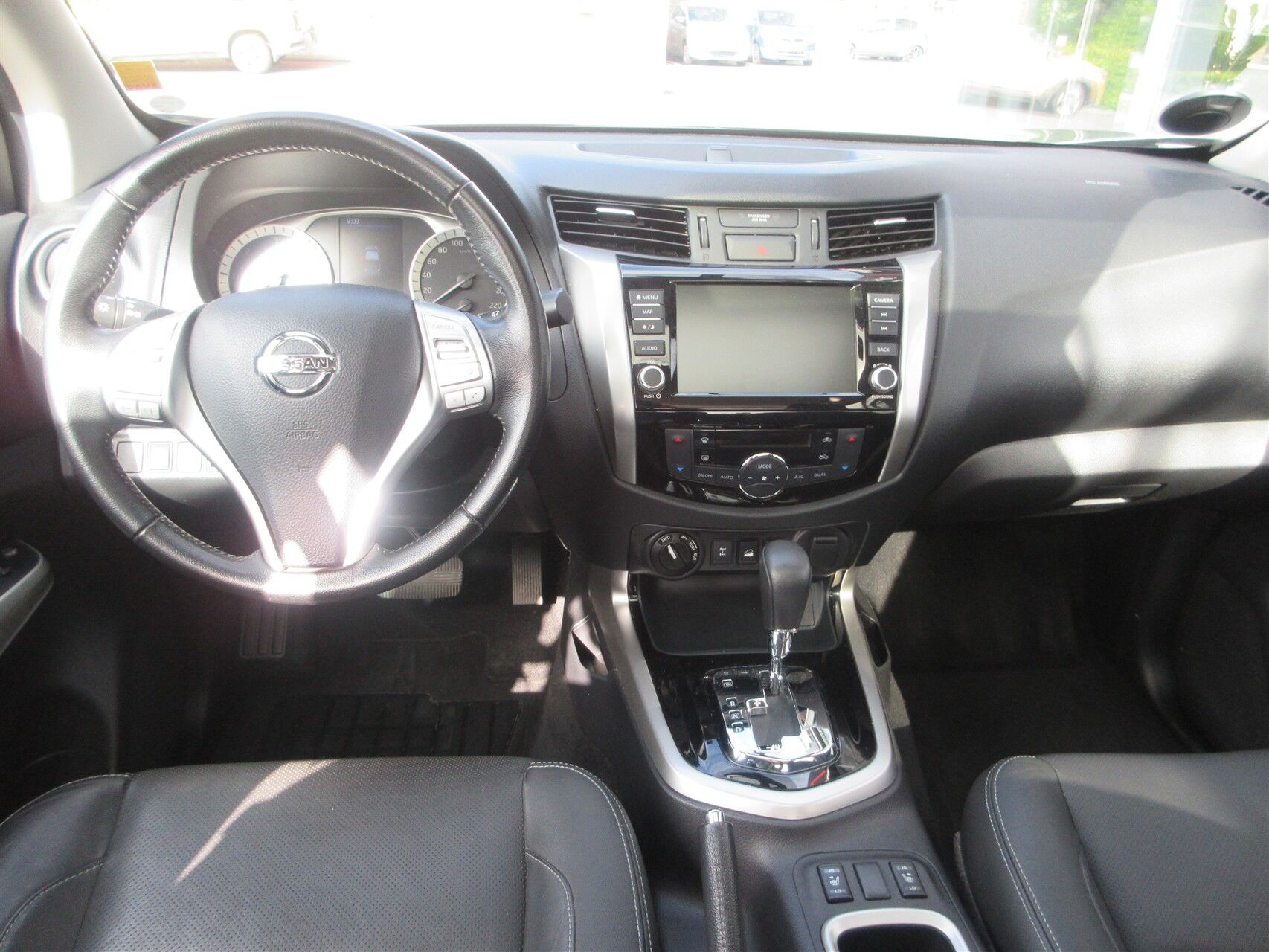 Billede af Nissan Navara Dob. Cab 2,3 DCi Tekna 4x4 190HK DobKab 7g Aut.