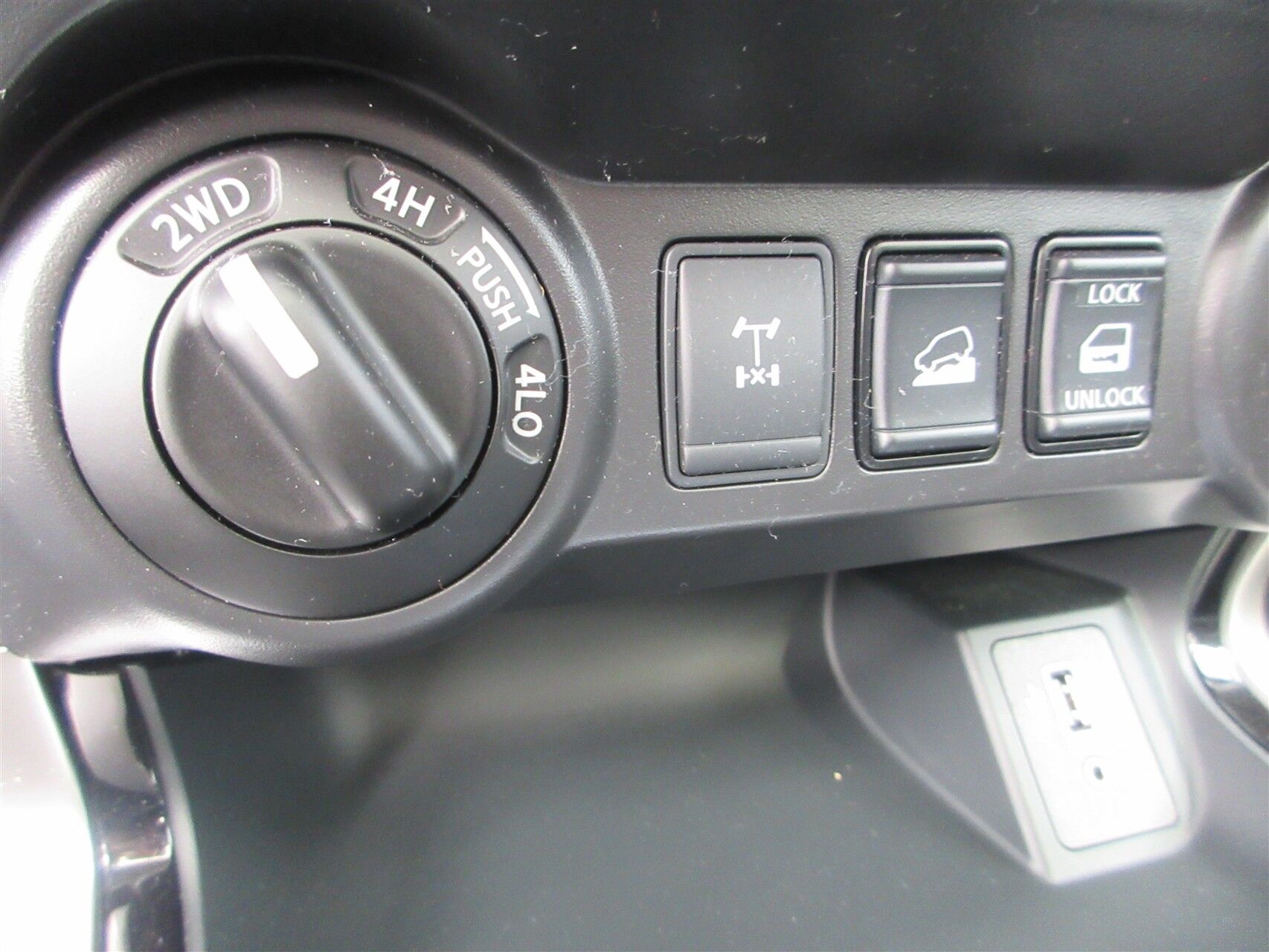 Billede af Nissan Navara Dob. Cab 2,3 DCi Tekna 4x4 190HK DobKab 7g Aut.