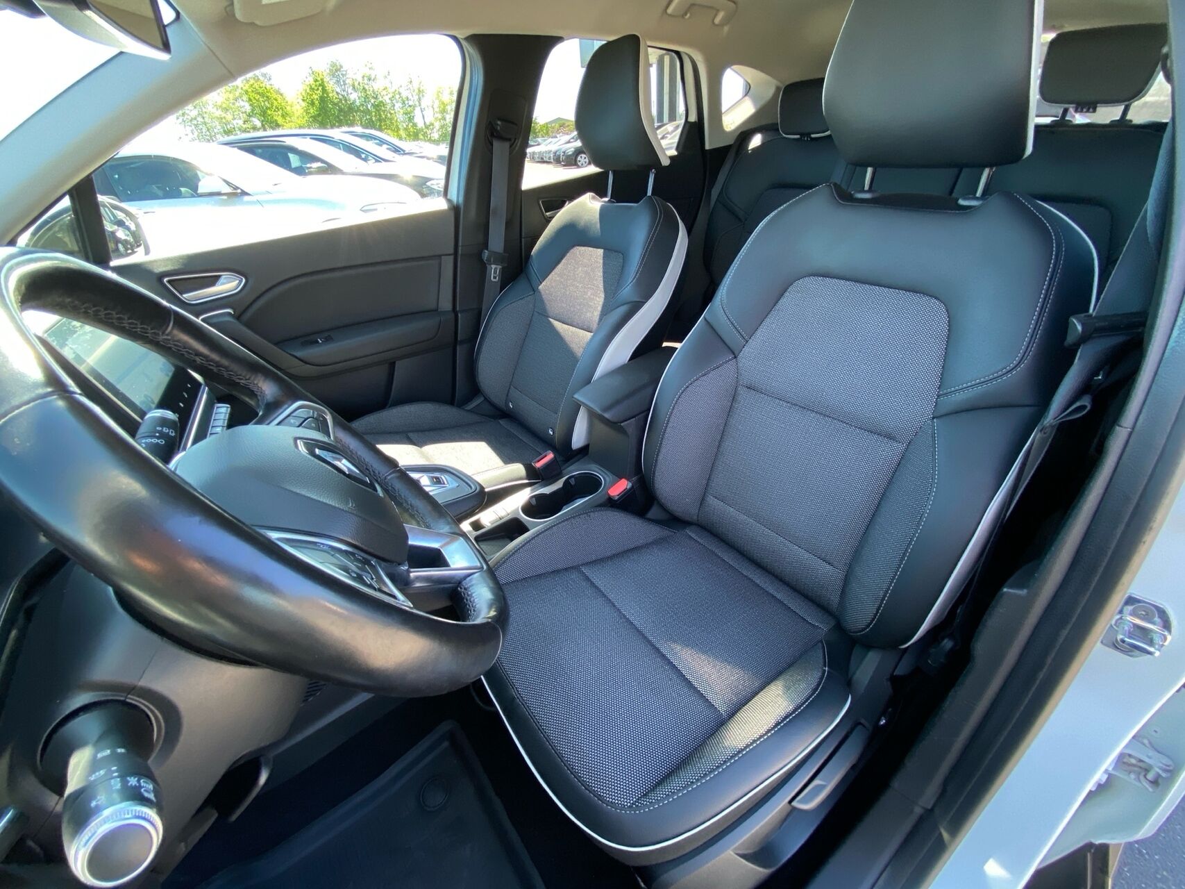 Billede af Renault Captur 1,3 TCE GPF Intens EDC 130HK 5d 7g Aut.