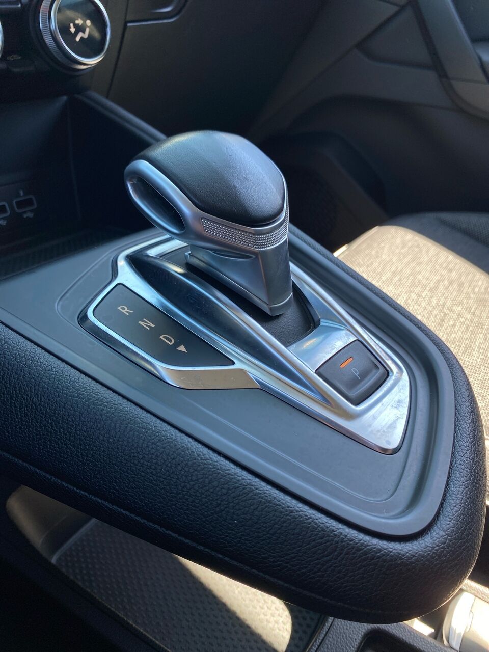 Billede af Renault Captur 1,3 TCE GPF Intens EDC 130HK 5d 7g Aut.