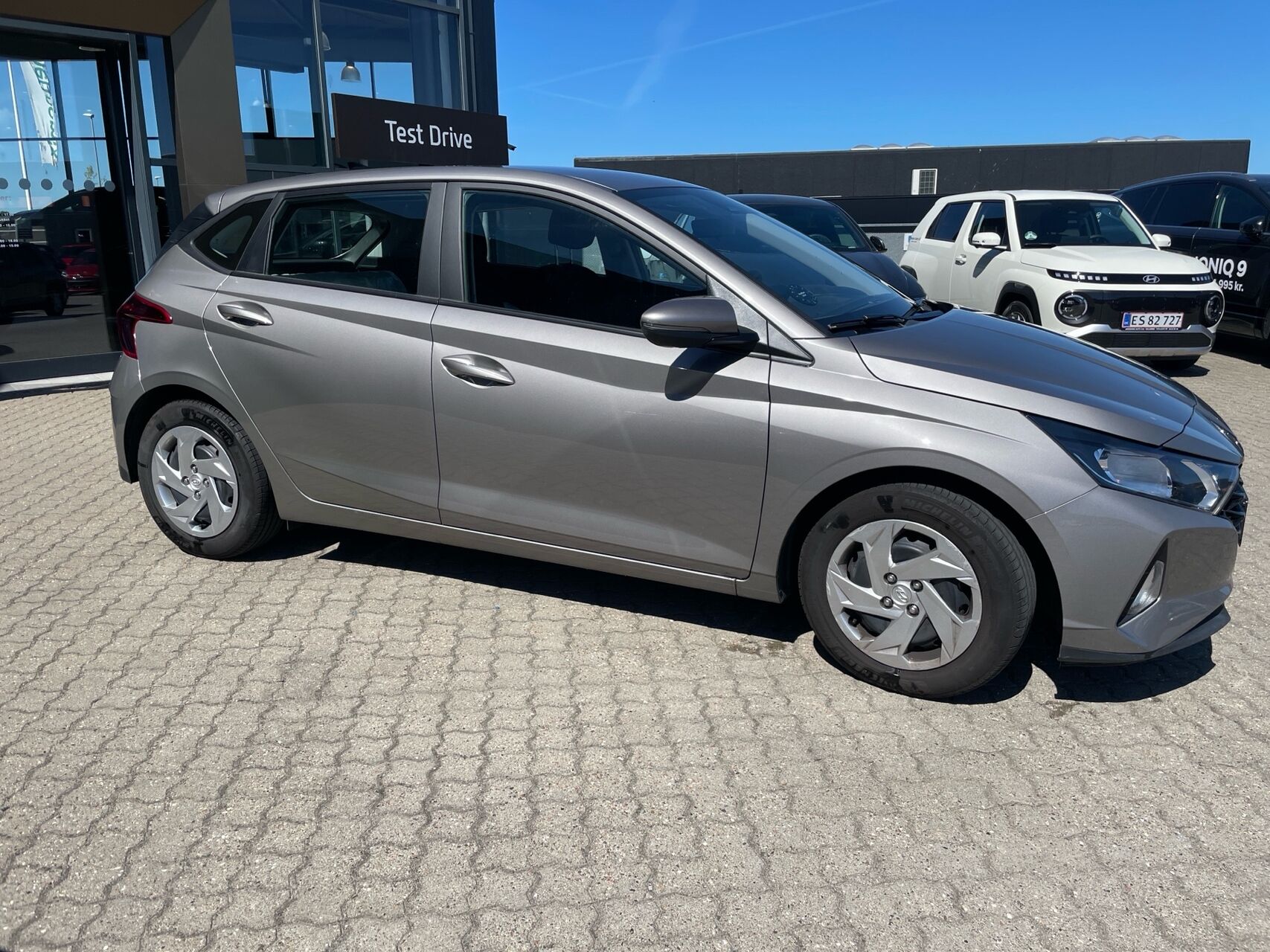 Billede af Hyundai i20 1,0 T-GDI Essential Komfort DCT 100HK 5d 7g Aut.