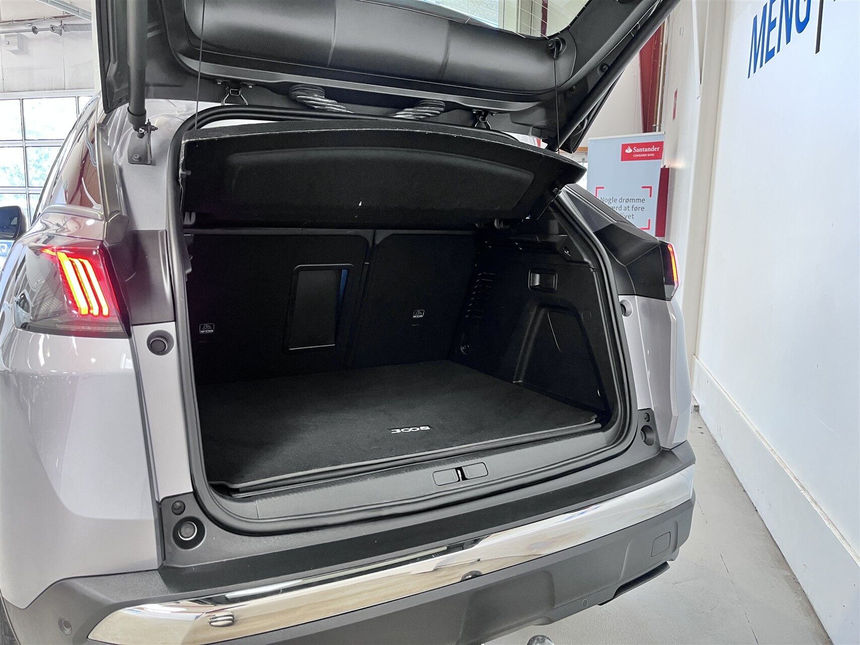 Billede af Peugeot 3008 1,6 PureTech  Plugin-hybrid Allure Pack EAT8 225HK 5d 8g Aut.