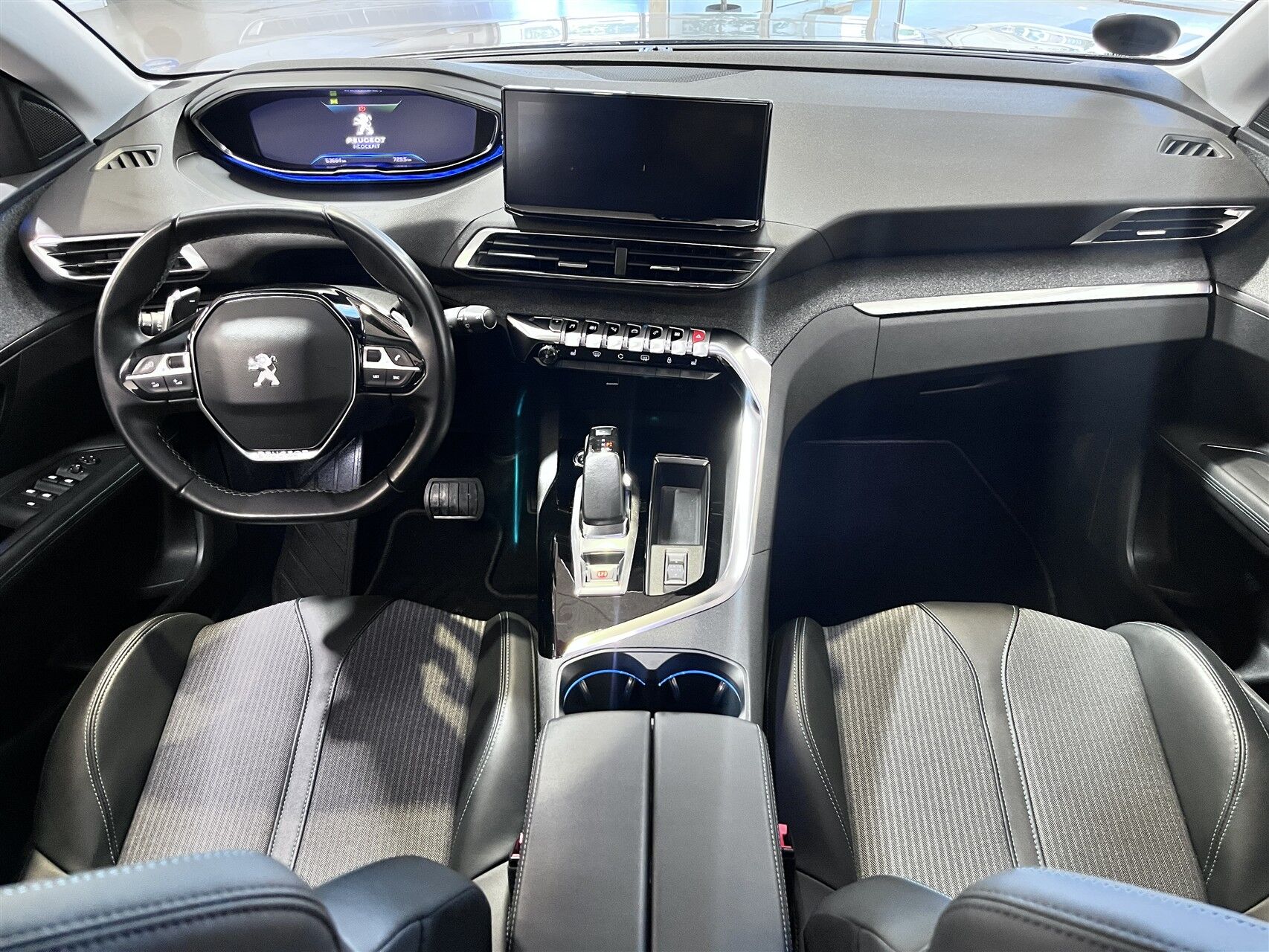 Billede af Peugeot 3008 1,6 PureTech  Plugin-hybrid Allure Pack EAT8 225HK 5d 8g Aut.