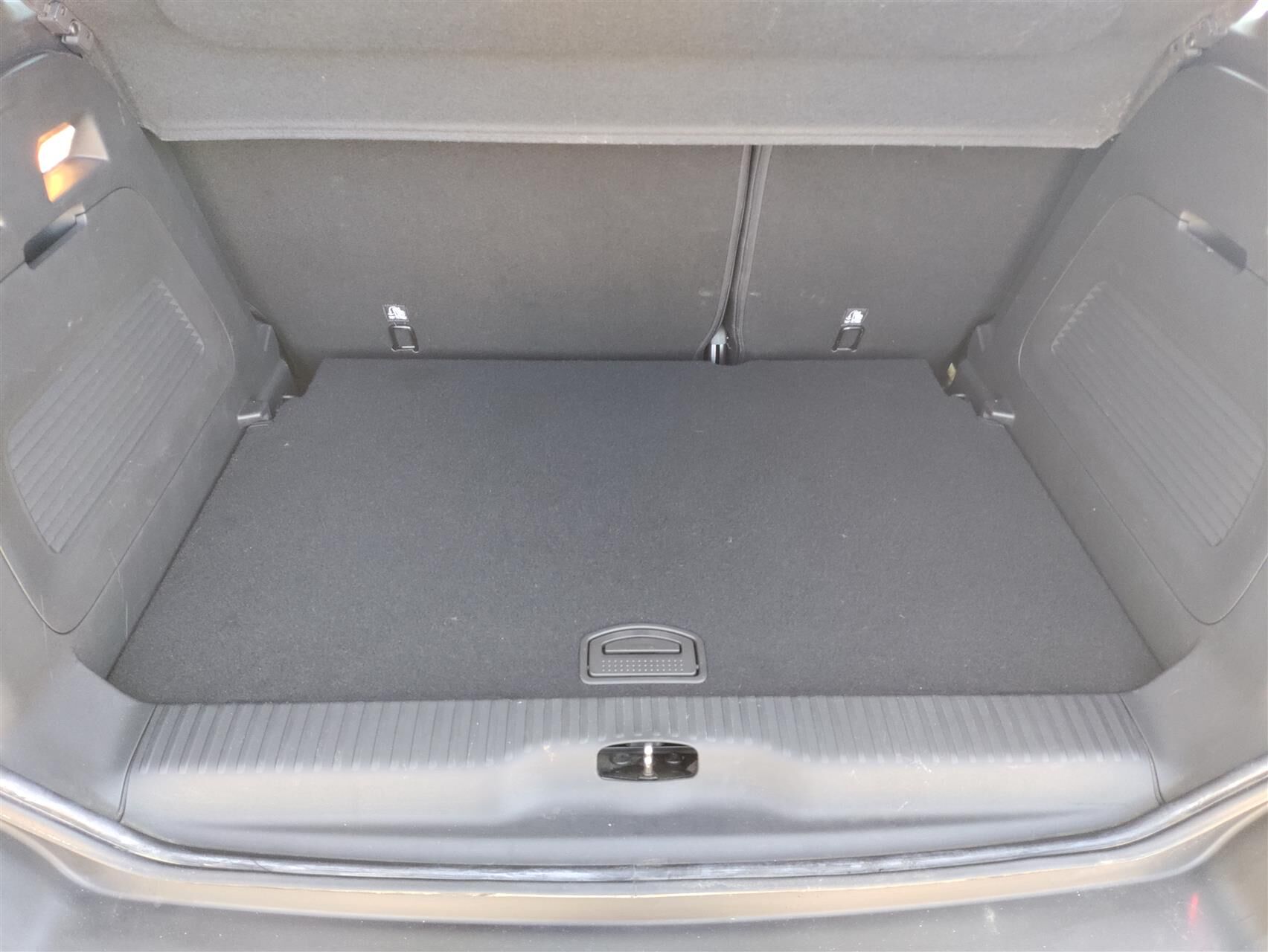 Billede af Citroën C3 Aircross 1,6 Blue HDi Iconic start/stop 100HK 5d
