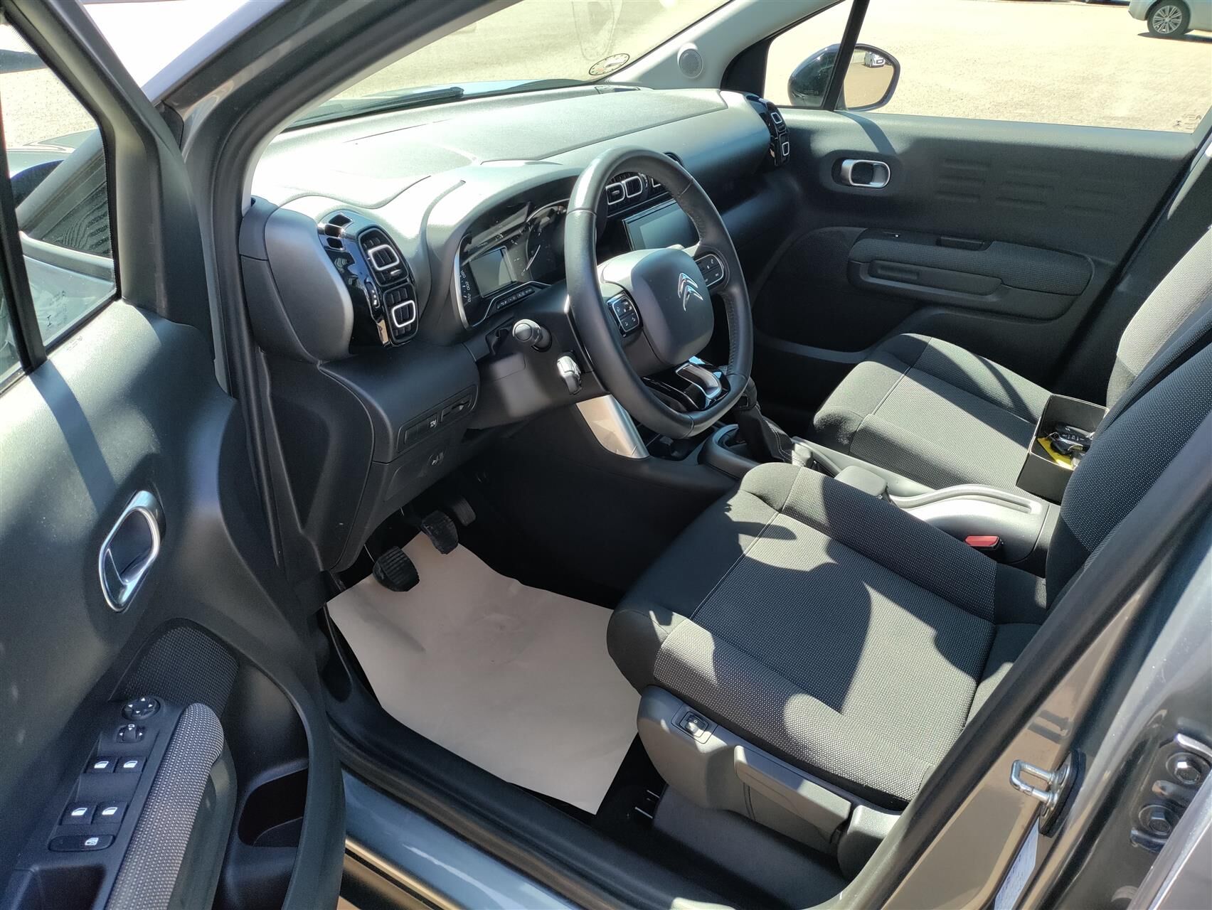 Billede af Citroën C3 Aircross 1,6 Blue HDi Iconic start/stop 100HK 5d