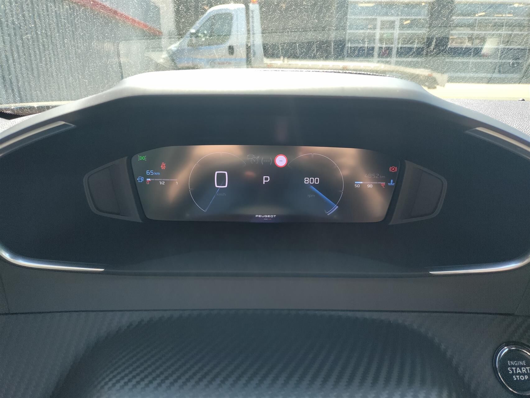 Billede af Peugeot 2008 1,2 PureTech Allure EAT8 130HK 5d 8g Aut.