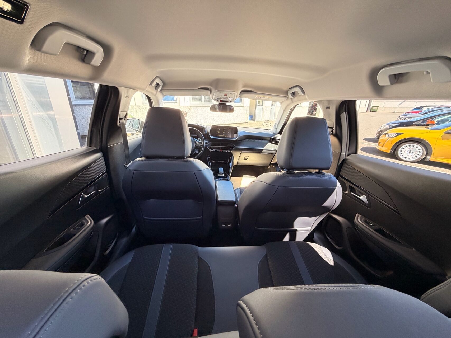Billede af Peugeot 2008 1,5 BlueHDi Allure Pack EAT8 130HK 5d 8g Aut.