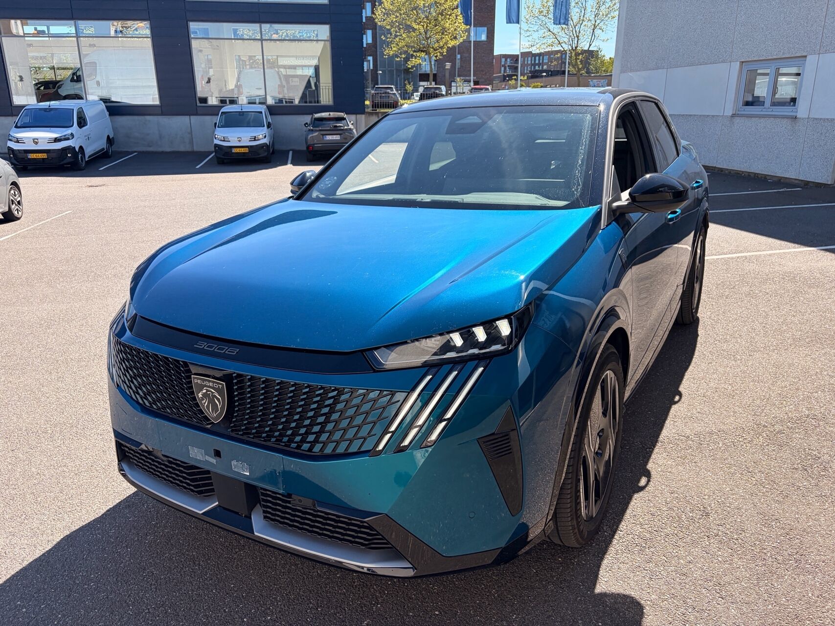 Billede af Peugeot e-3008 EL GT 210HK 5d Aut.