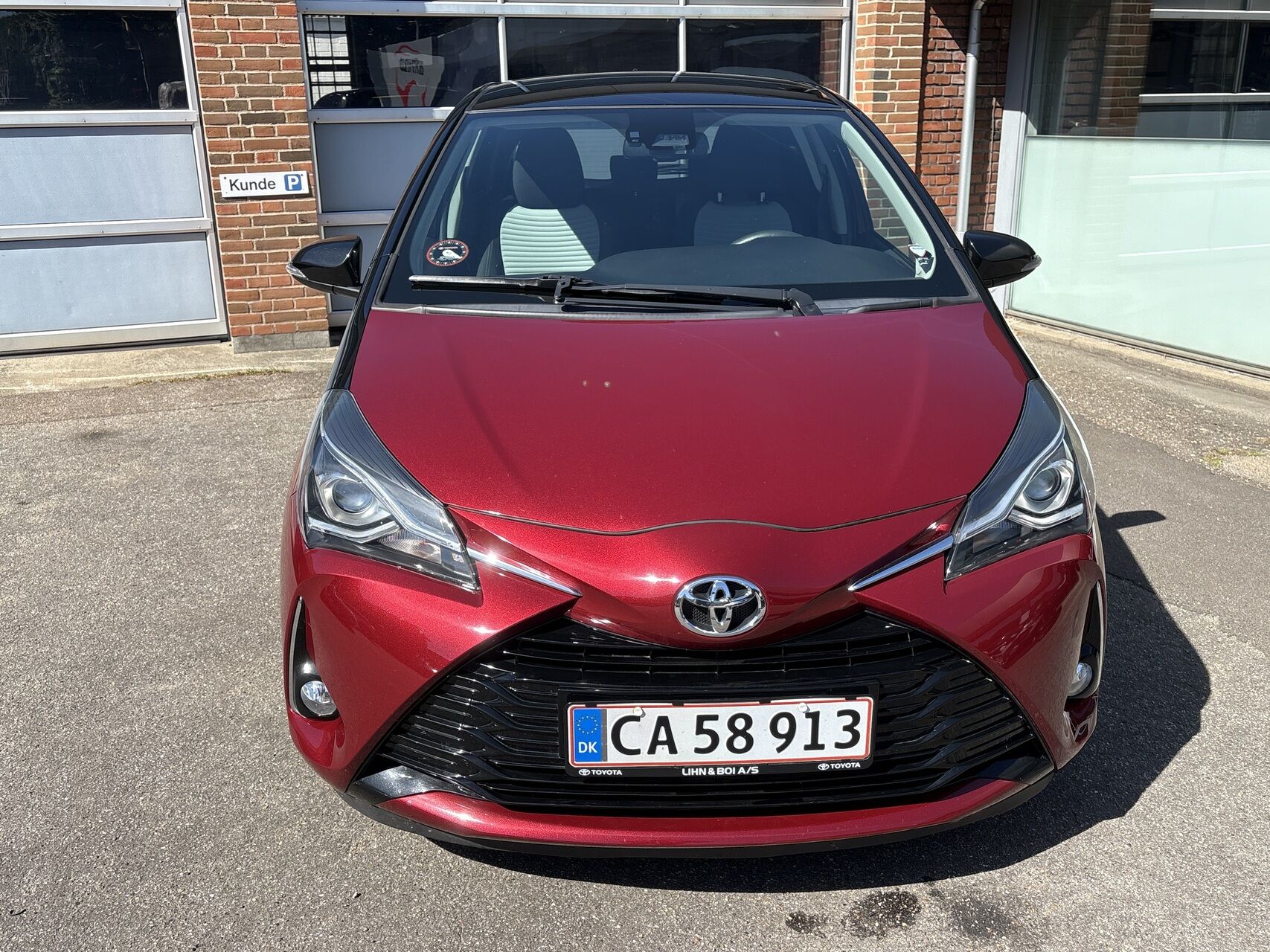 Billede af Toyota Yaris 1,5 VVT-I T3 Premiumpakke Multidrive S 111HK 5d 6g Aut.