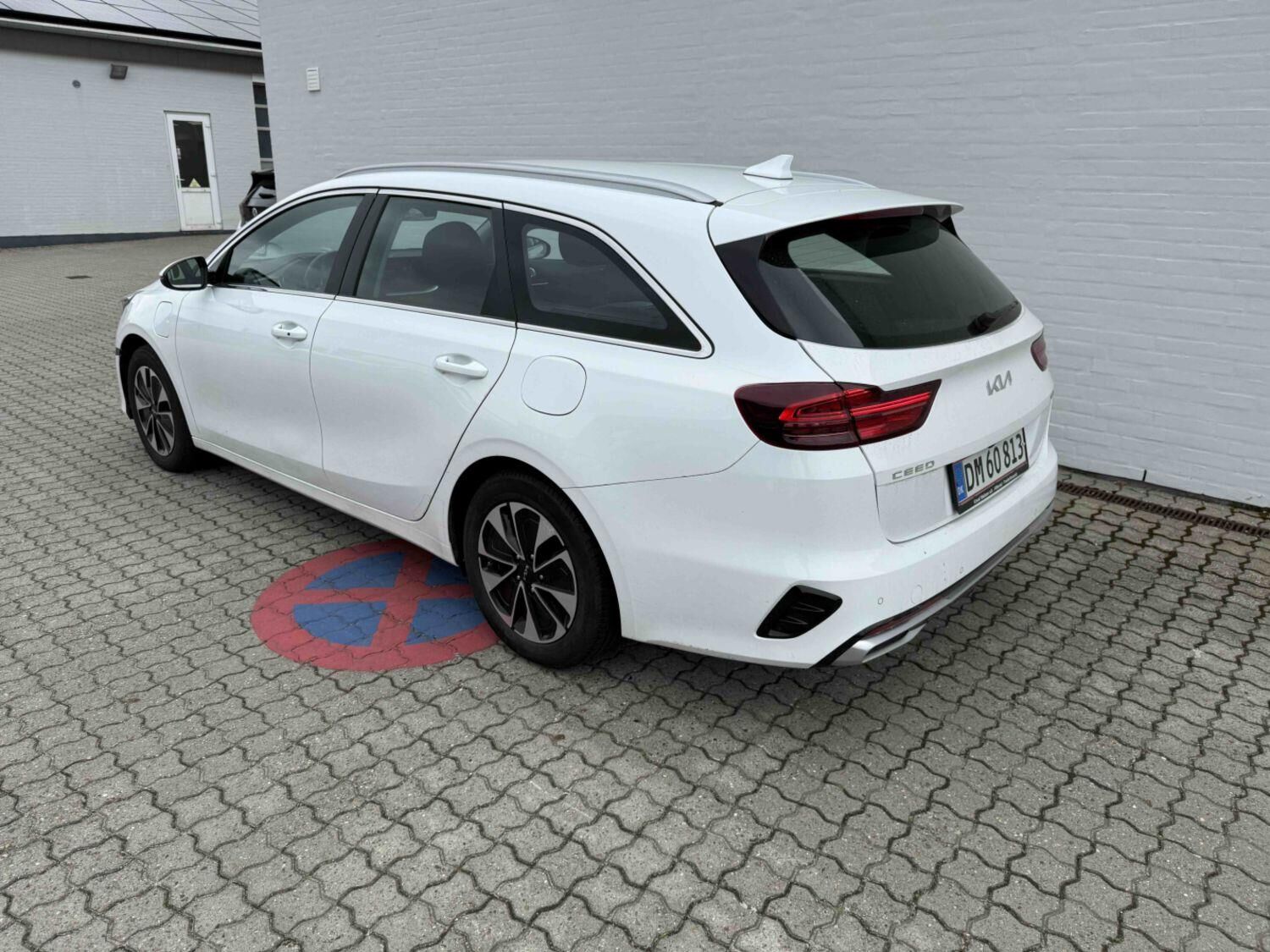 Billede af Kia Ceed SW 1,6 GDI PHEV  Plugin-hybrid Prestige DCT 141HK Stc 6g Aut.