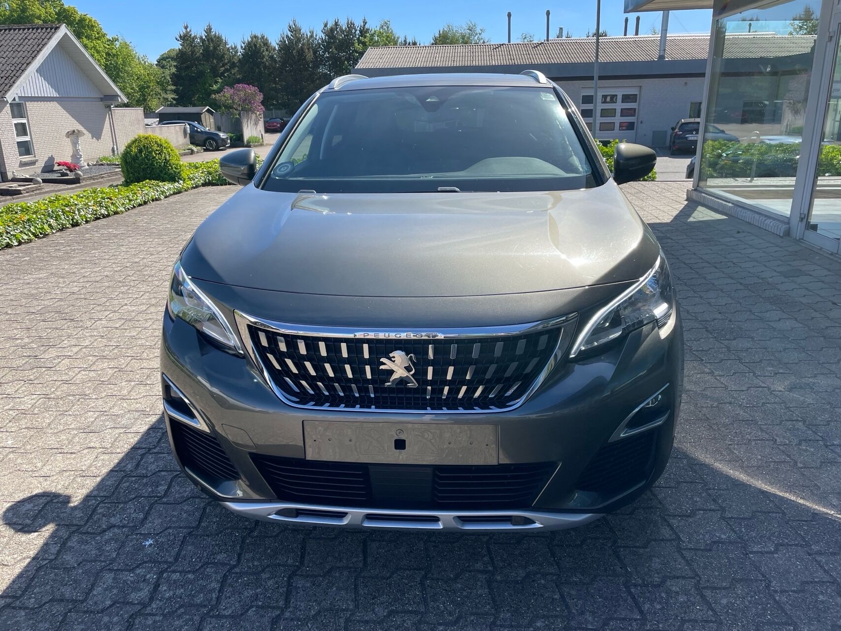 Billede af Peugeot 3008 1,6 PureTech  Plugin-hybrid Allure LTD EAT8 225HK 5d 8g Aut.